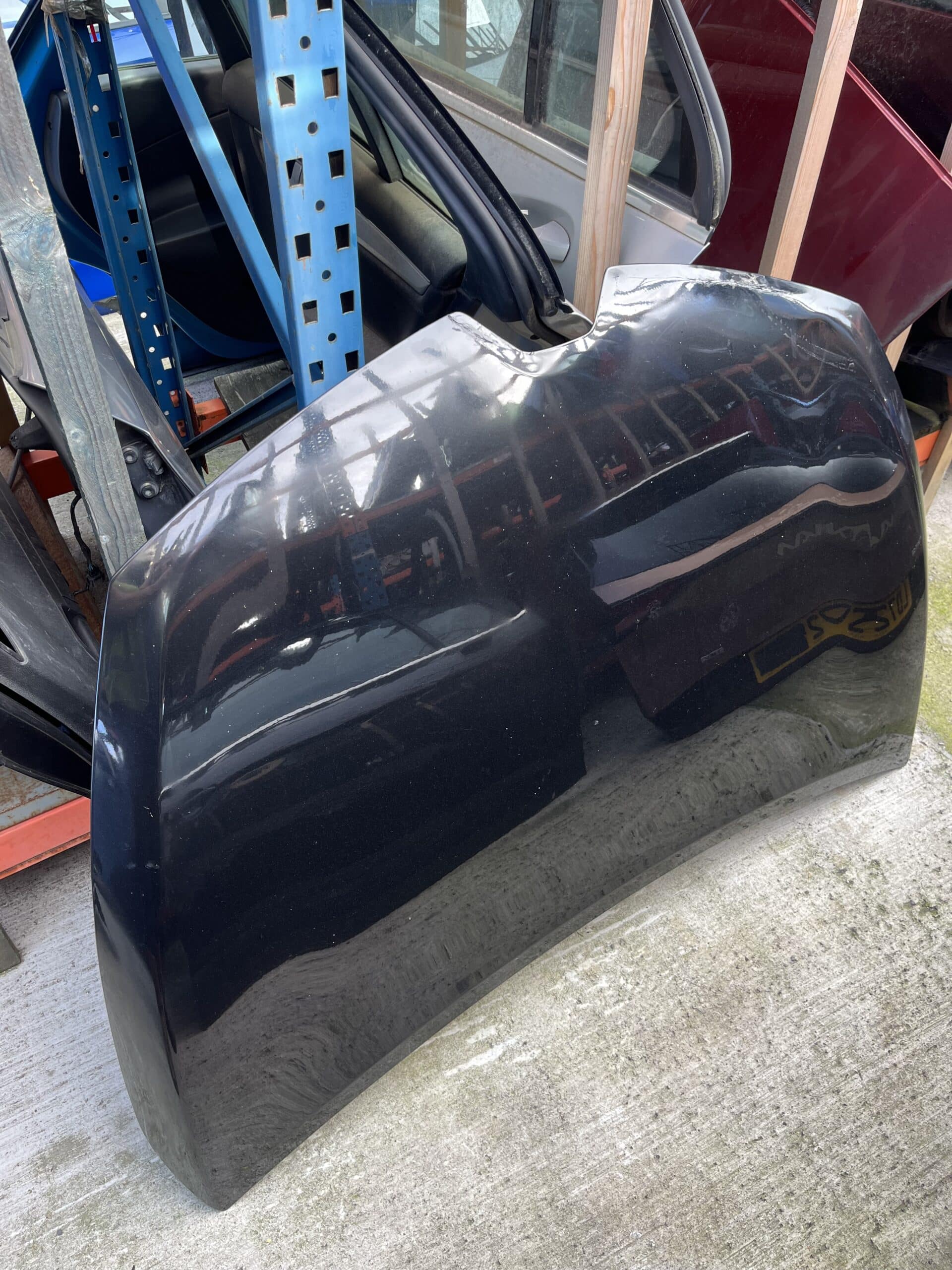 Renault Clio 2013-2018 MK4 Bonnet – Black ( Call Office For Delivery Quote ) – Small Mark See Pictures