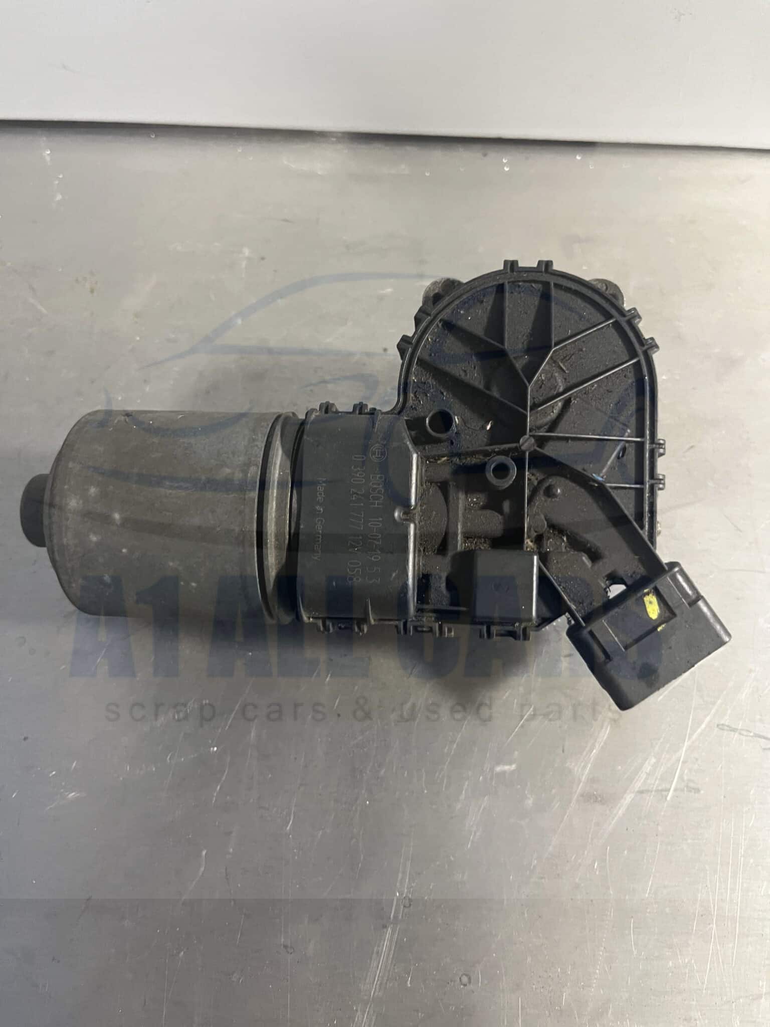 Renault Modus 2004-2012 Front Wiper Motor – 0390241777