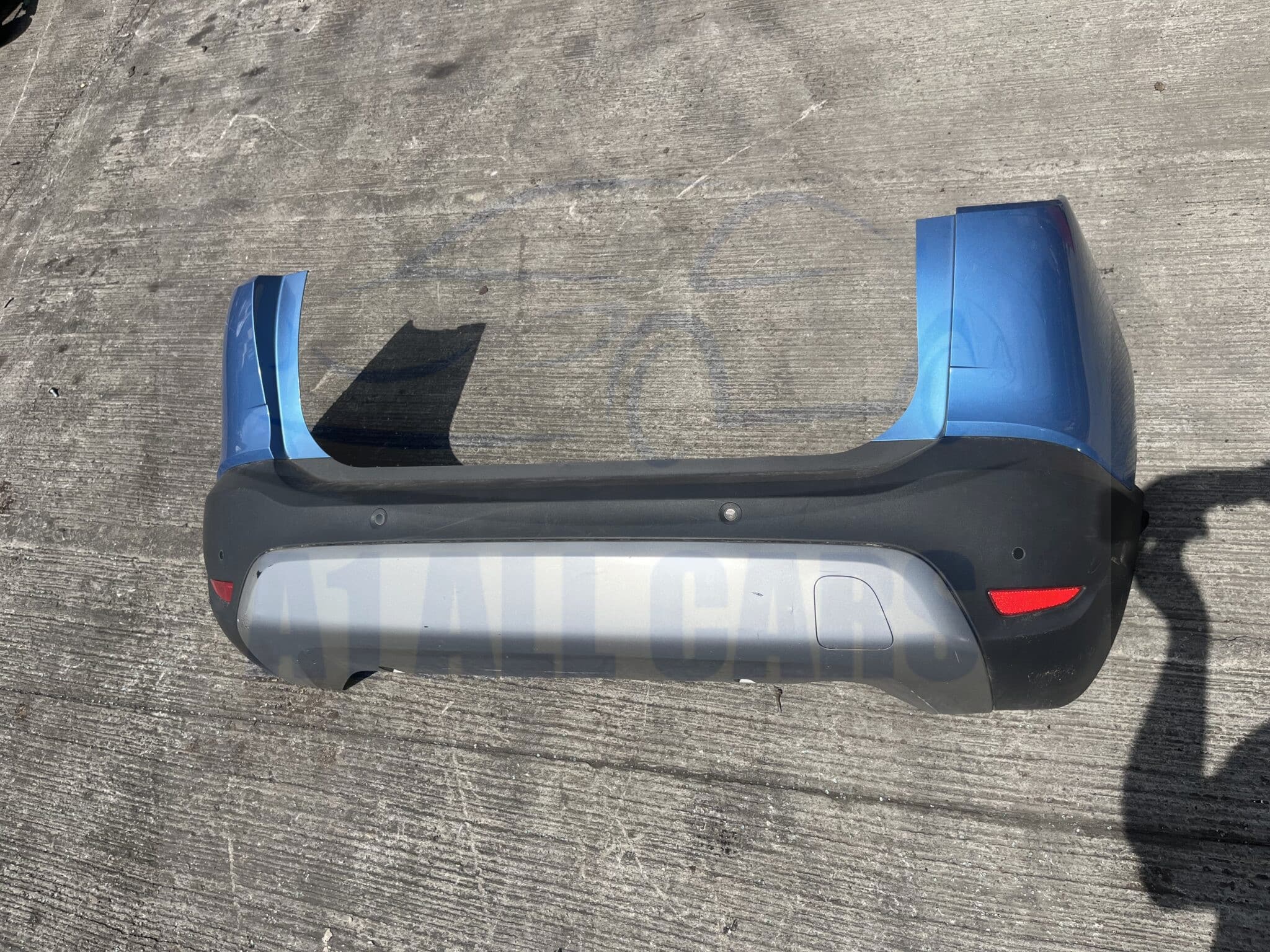 Vauxhall Crossland 2017-2021 5 Door Hatchback Rear Bumper With Sensors – Blue Z22V