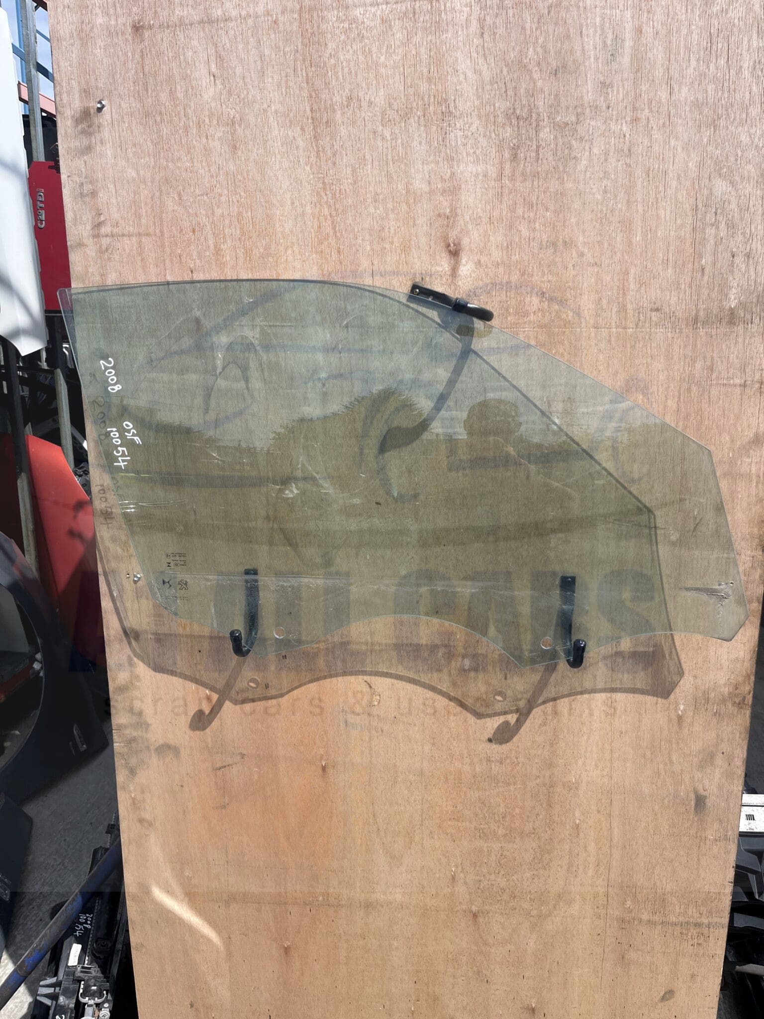 Peugeot 2008 2019-2026 5 Door Hatchback Off Side Front Door Glass
