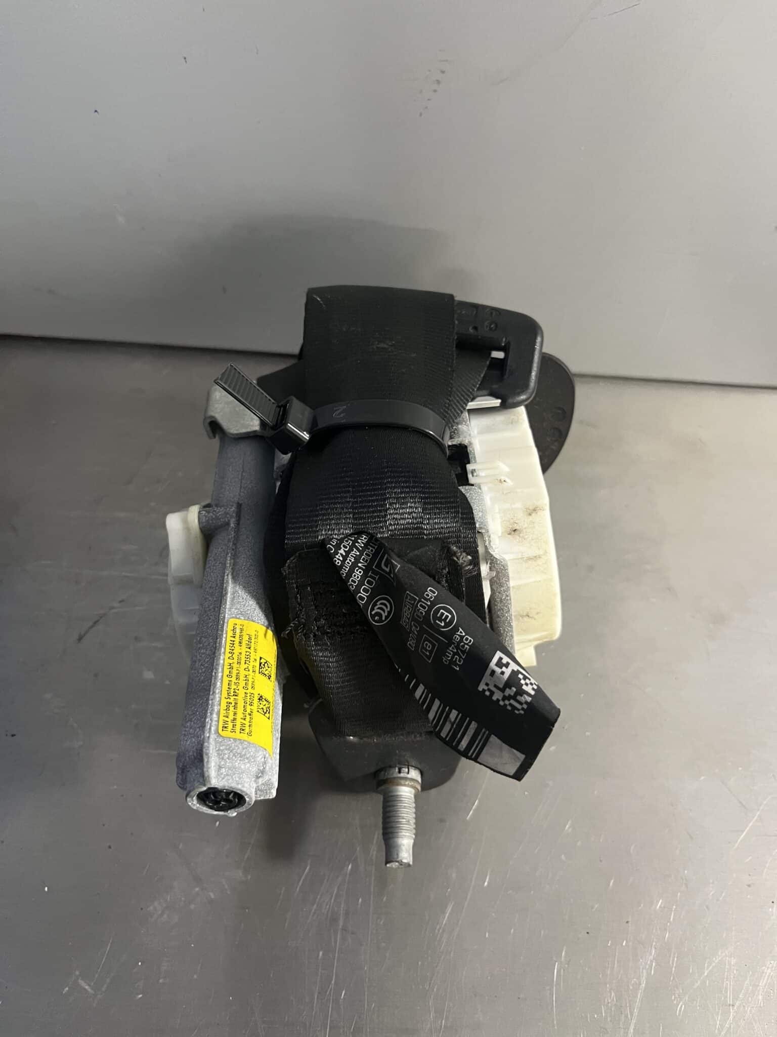 Citroen C3 2010-2016 5 Door Hatchback Near Side Front Seatbelt – 98030363XX