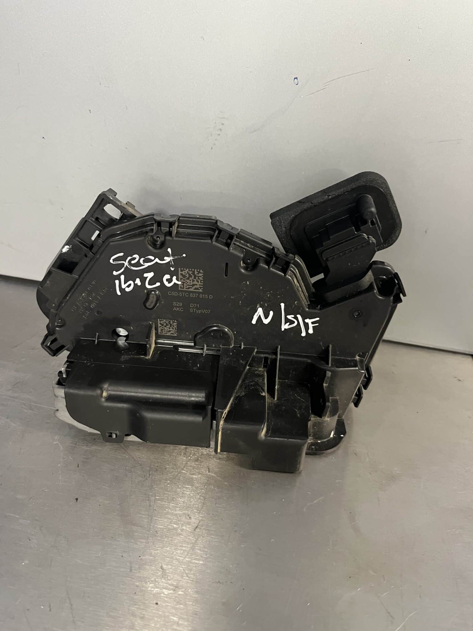 Seat Ibiza 2017-2024 5 Door Hatchback Near Side Front Door Locking Mechanism – C5D-5TC837015D