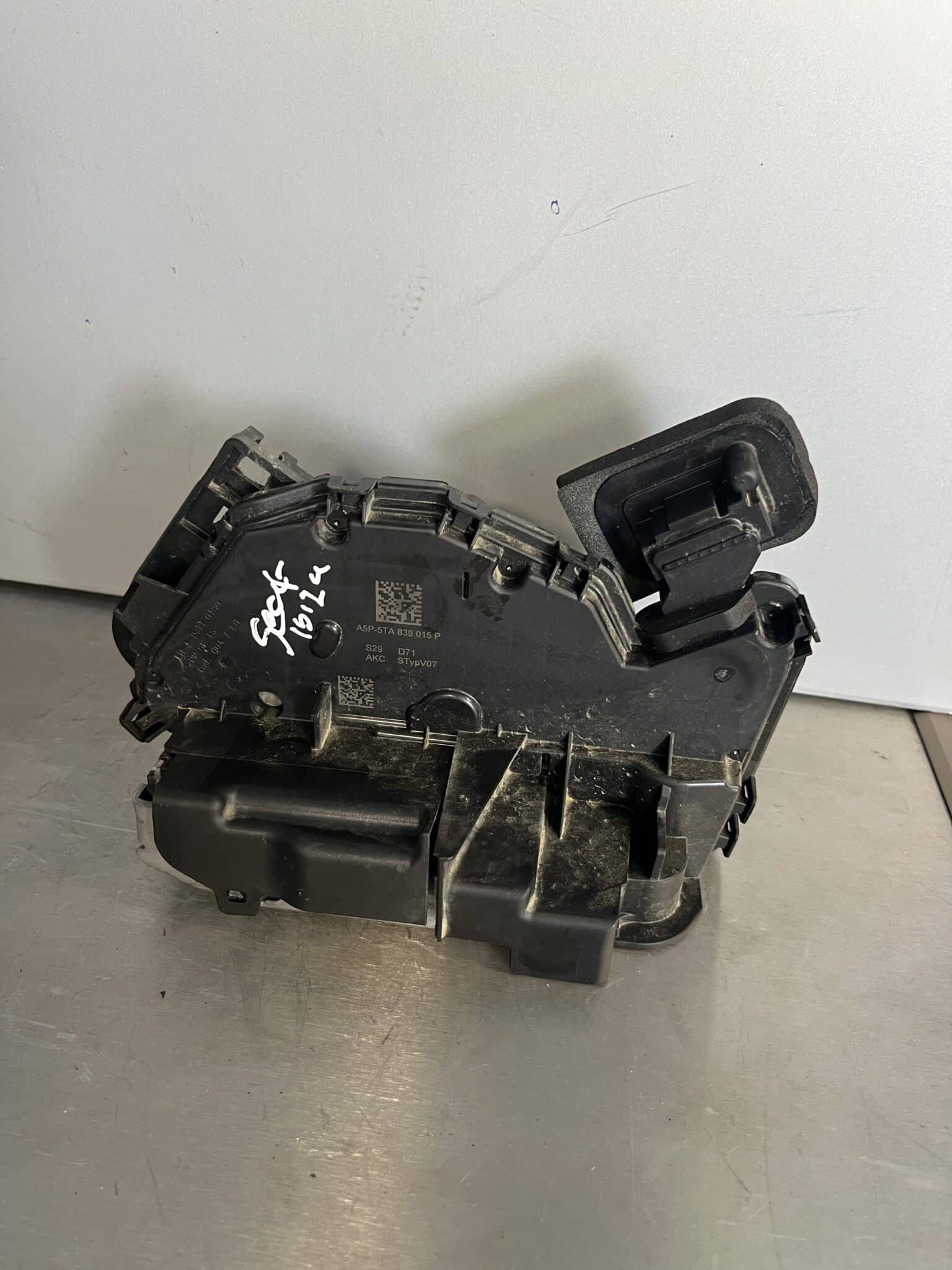 Seat Ibiza 2017-2024 5 Door Hatchback Near Side Rear Door Locking Mechanism – A5P-5TA839015P