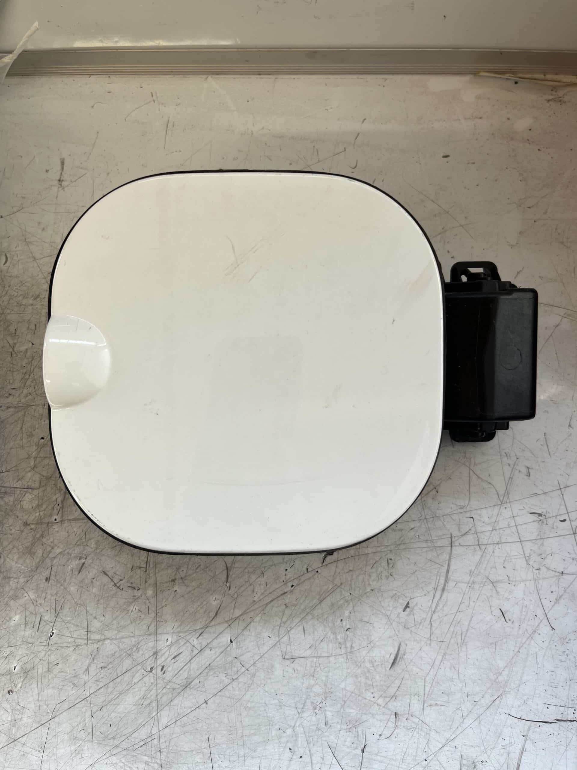 Renault Twingo 2013-2019 Hatchback Fuel Flap – White