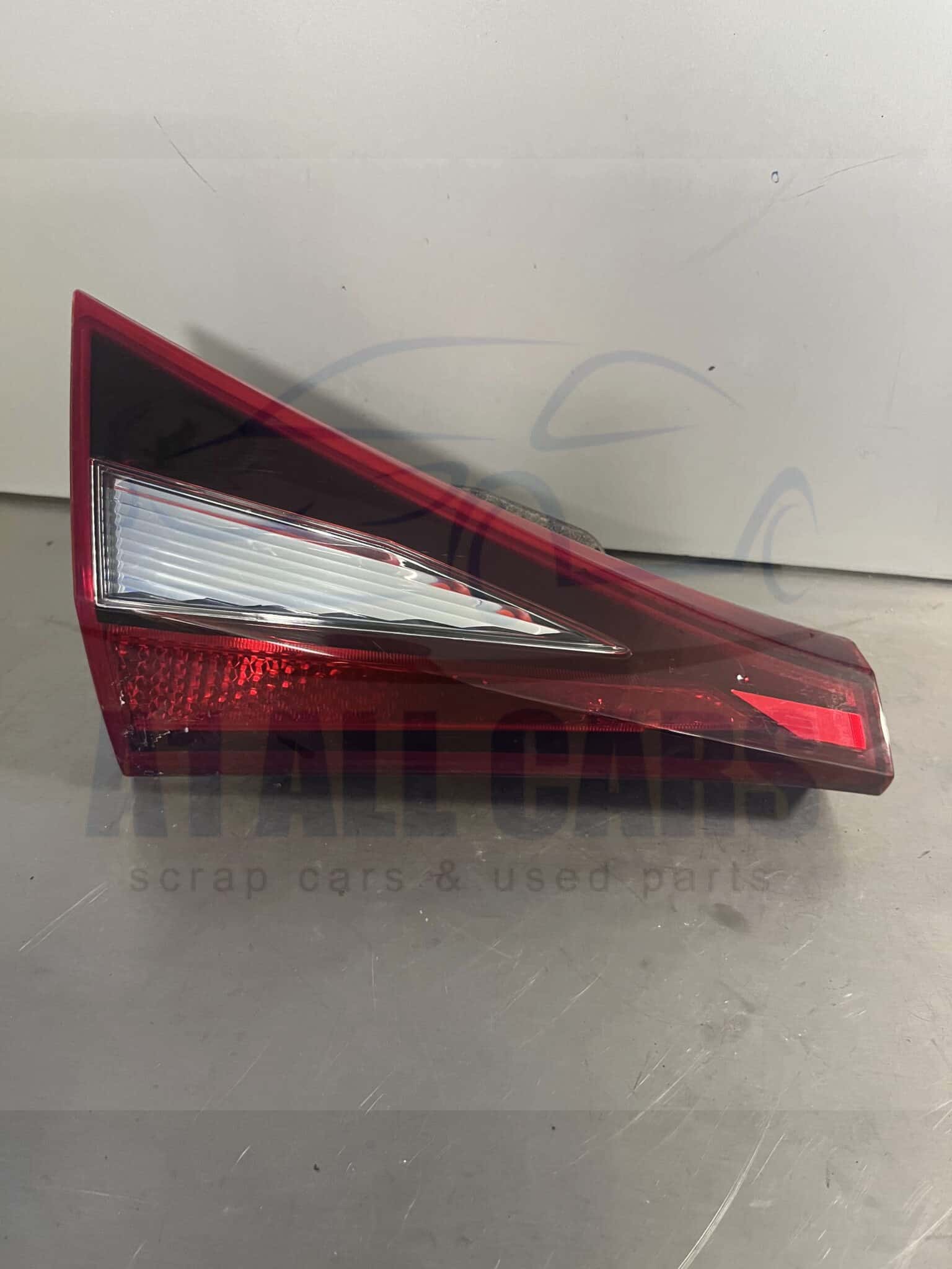 Hyundai i20 2020-2025 Hatchback Near Side Taillamp From Tailgate – 92403-Q0000