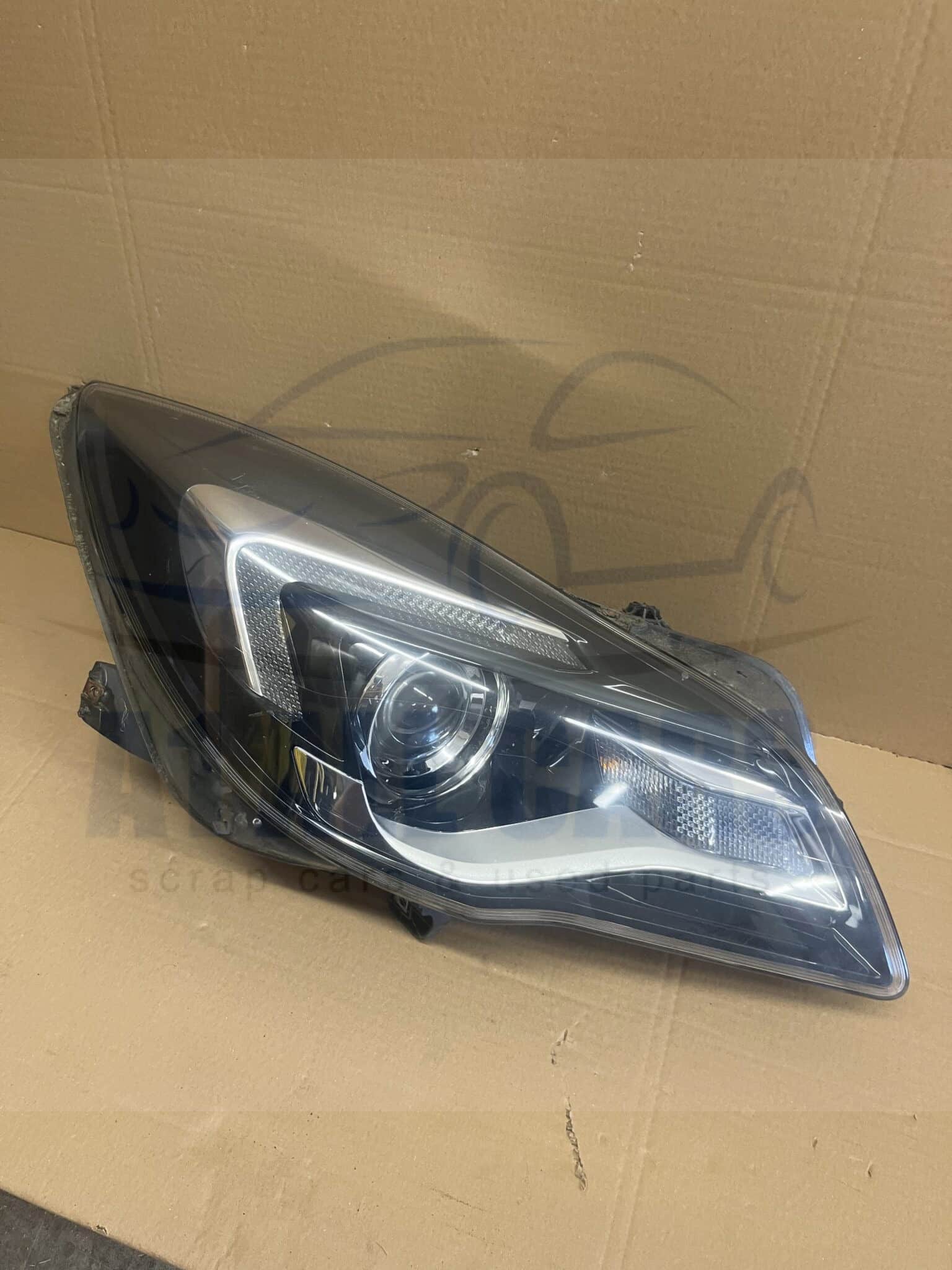 Vauxhall Insignia 2013-2017 Hatchback / Estate / Saloon Off Side Headlamp – 13409909 RH
