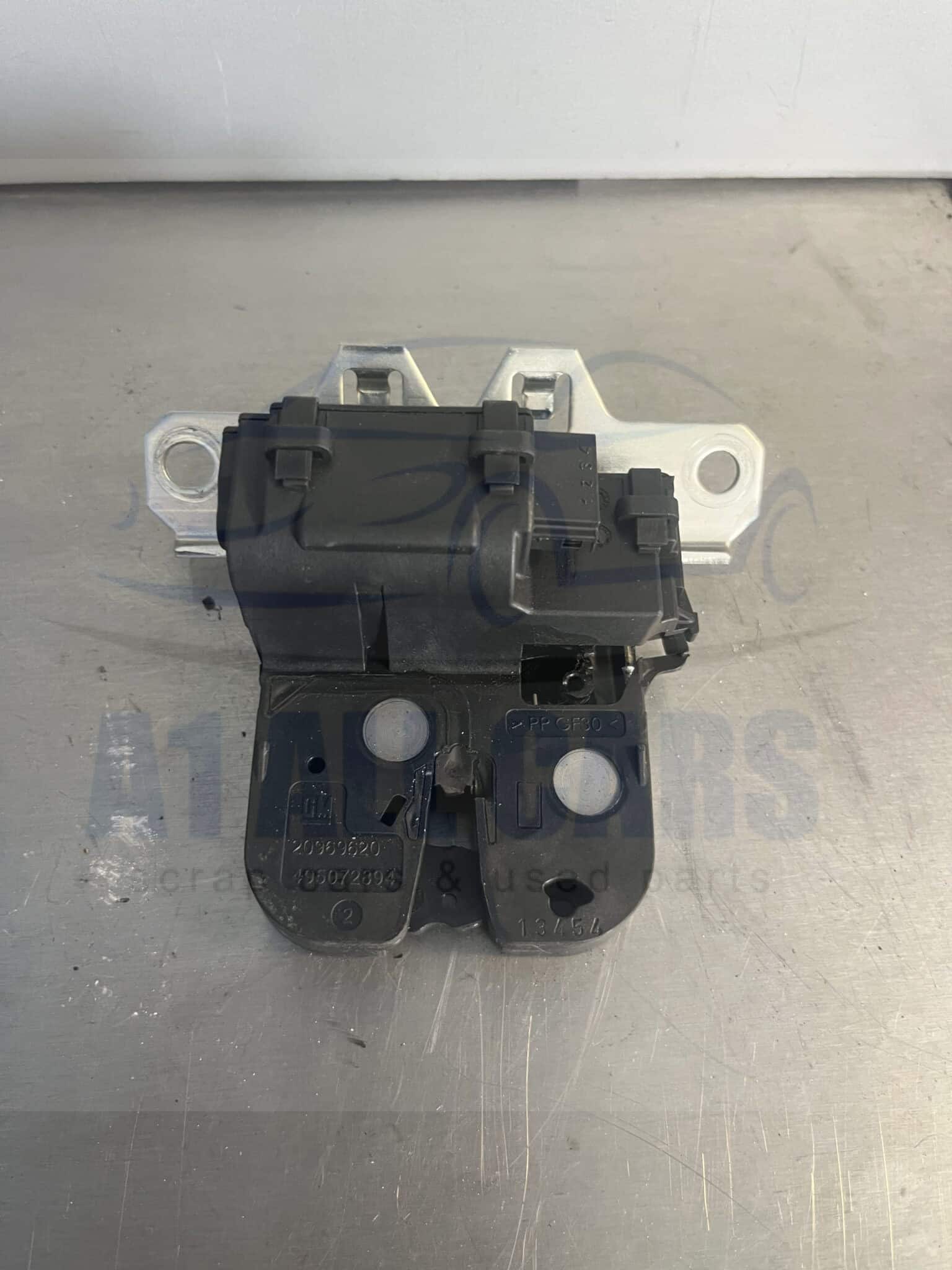 Vauxhall Insignia 2009-2017 Hatchback Tailgate Locking Mechanism – 20969620
