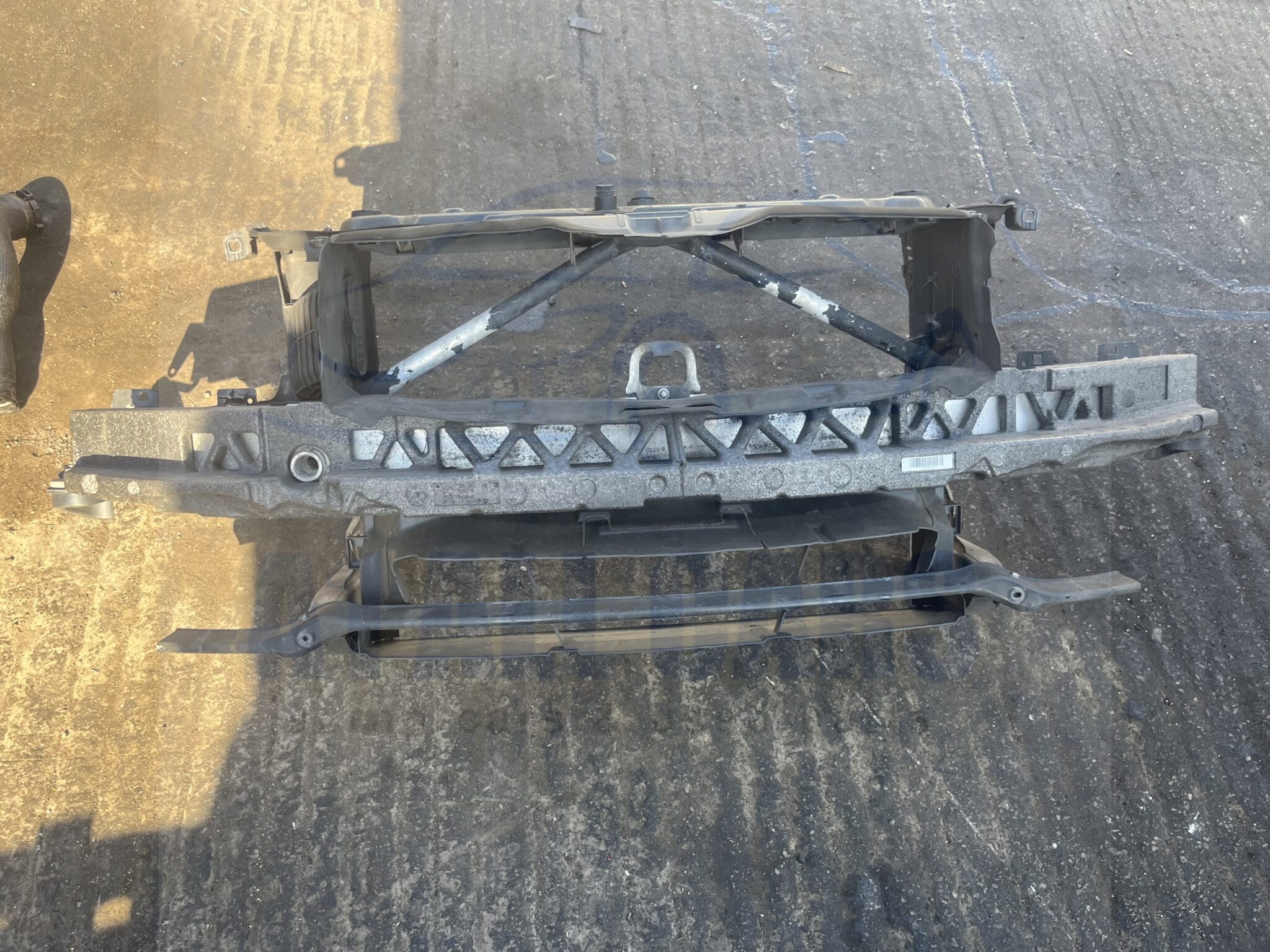 BMW 3 Series 2012-2015 ( F30 ) Front Panel / Crash Bar / Bumper Reinforcer