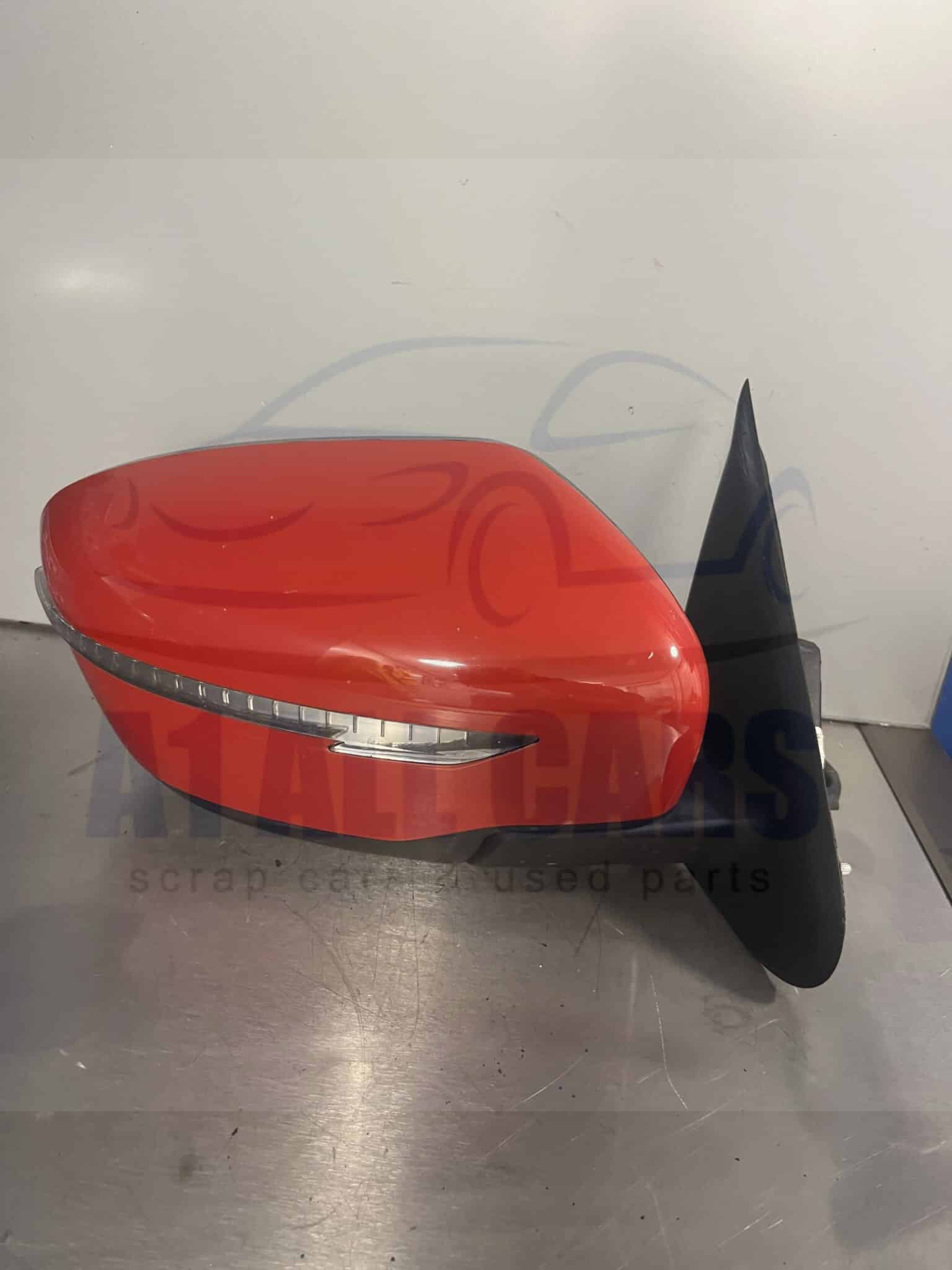 Nissan Juke 2014-2019 Off Side Electric Door Mirror – Red Z10 Colour Code ( Power Fold )