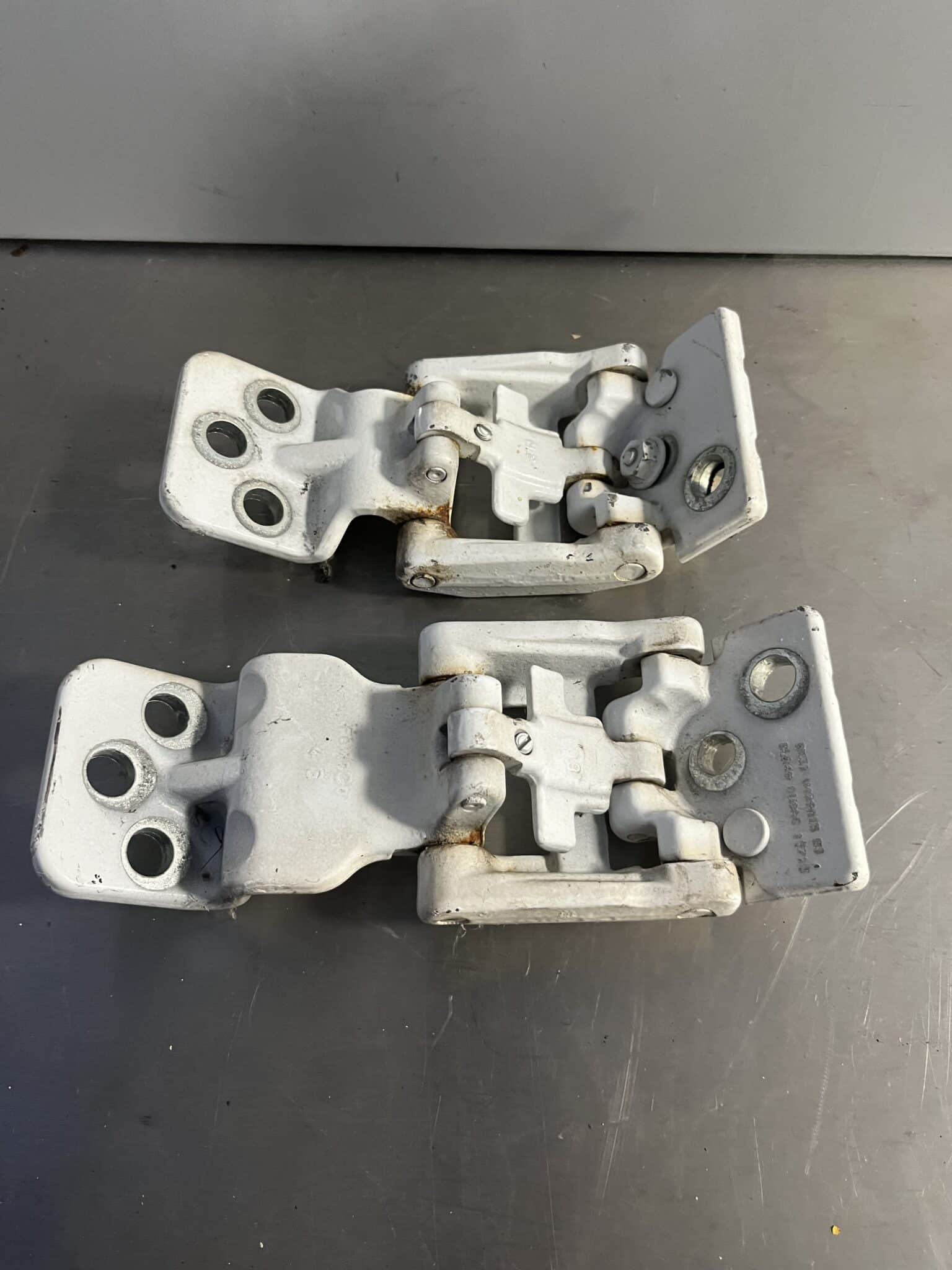 Ford Transit 2014-2019 MK8 Near Side Rear Door Top And Bottom Hinges