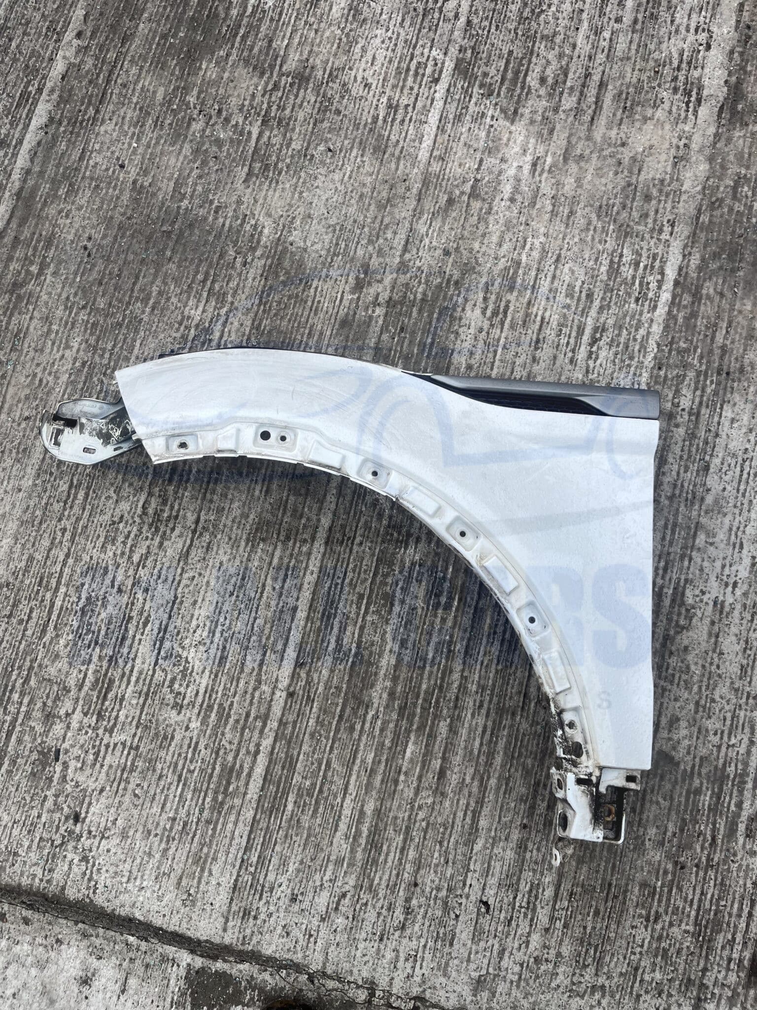 Range Rover Evoque 2011-2015 Near Side Wing – White 867 Colour Code