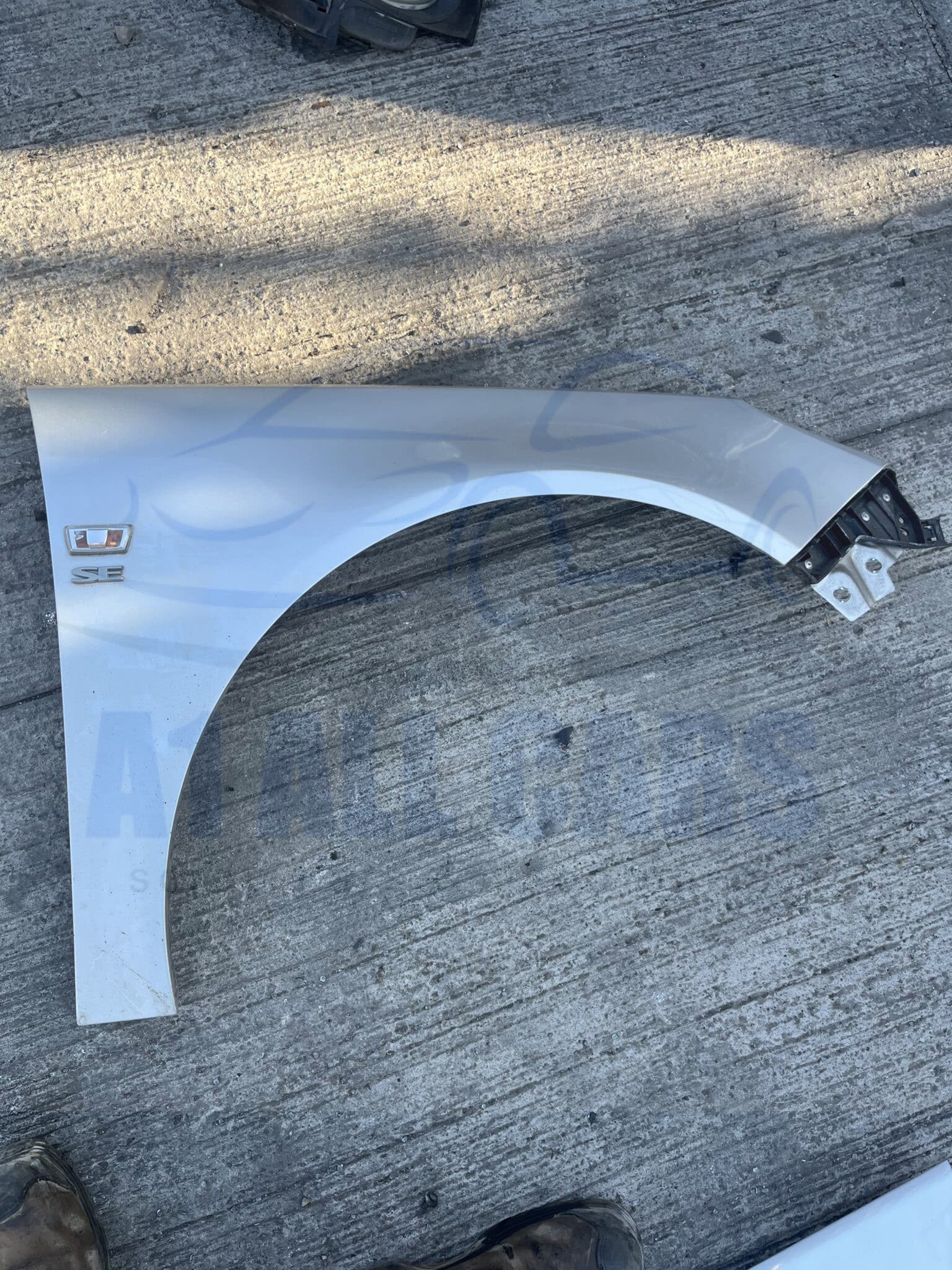 Vauxhall Insignia 2009-2017 Hatchback / Estate Off Side Front Wing – Silver Z176 Colour Code