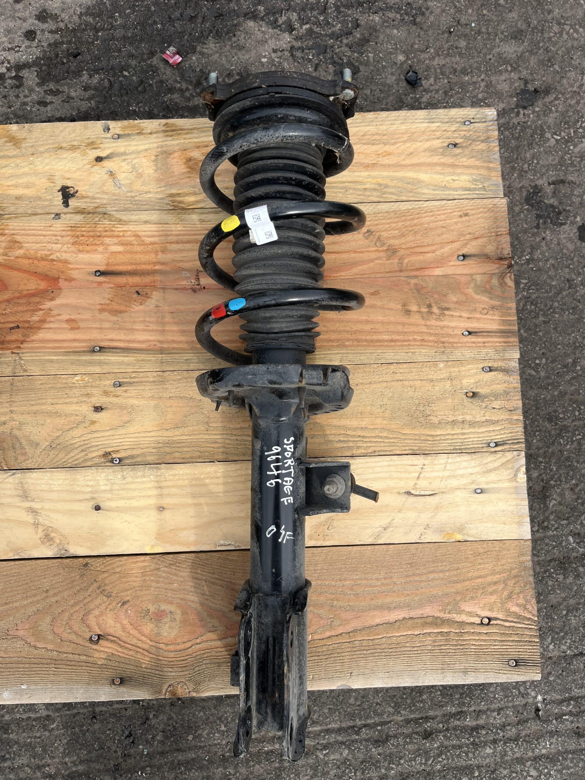 KIA Sportage 2021> MK5 1.6 Petrol Hybrid Off Side Front Shock Absorber