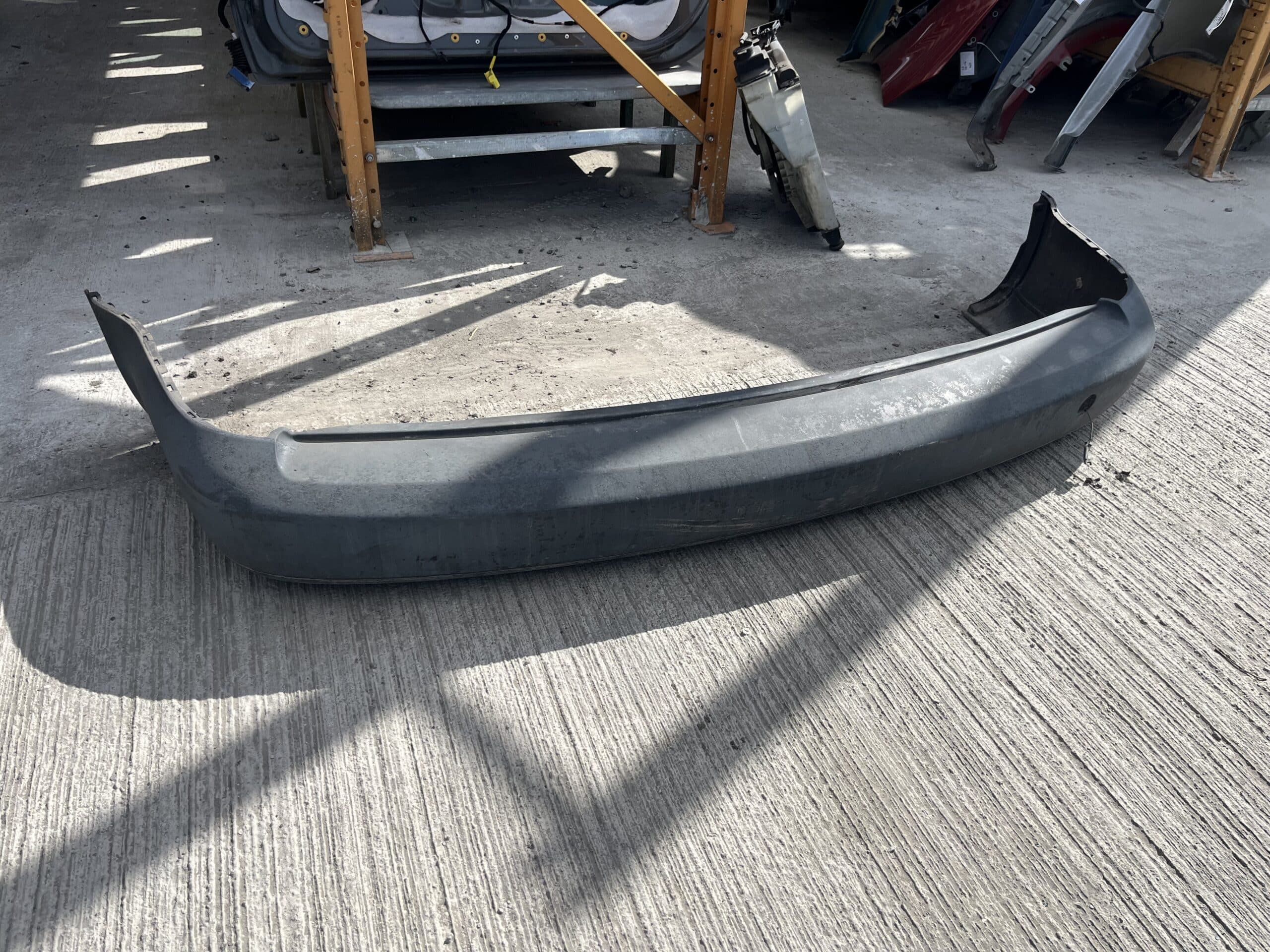 Volkswagen Caddy 2010-2015 ( Long Wheel Base ) Van Rear Bumper – Black Plastic