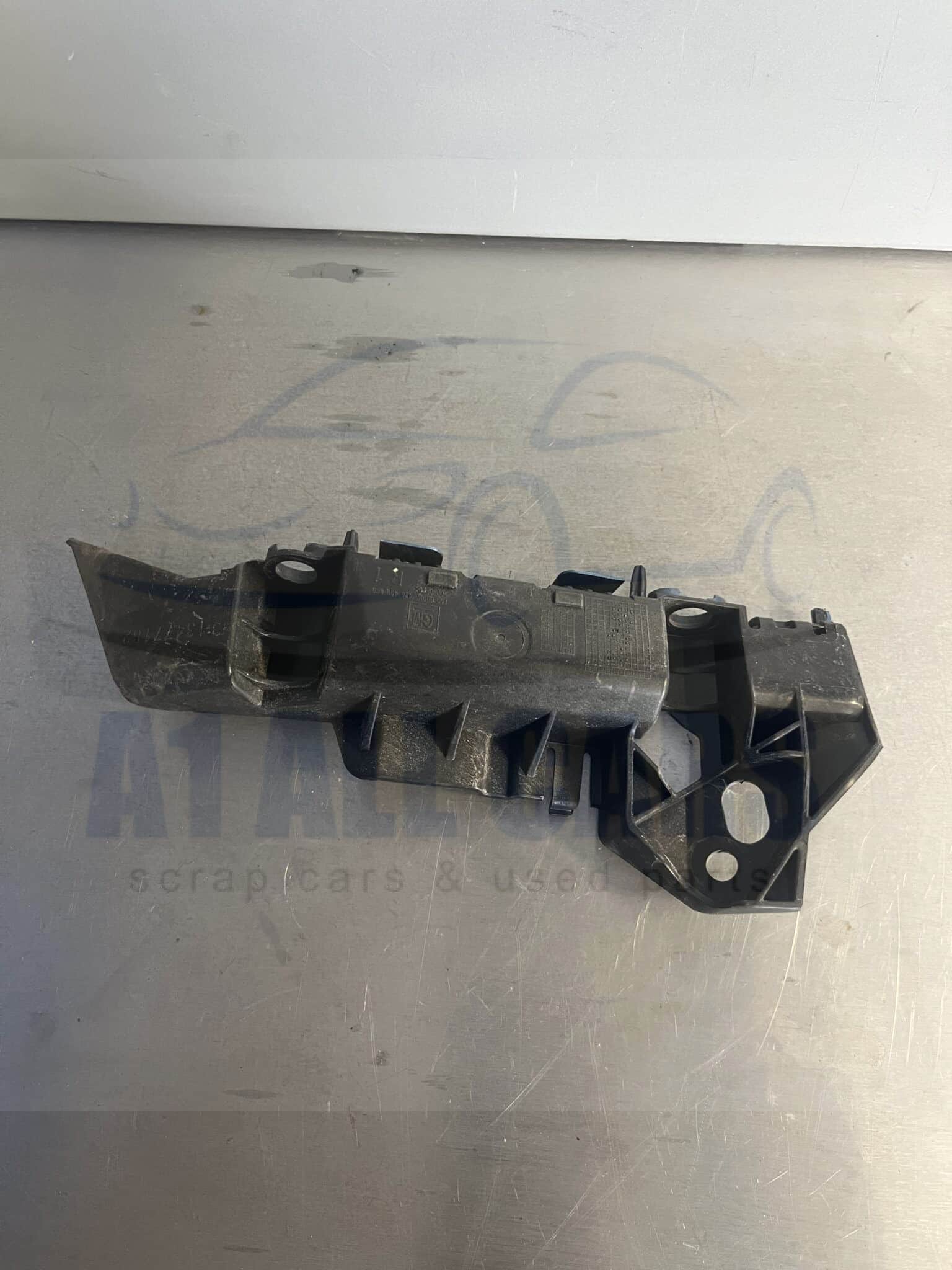 Vauxhall Crossland 2017-2021 Off Side Front Bumper Bracket – 13477182