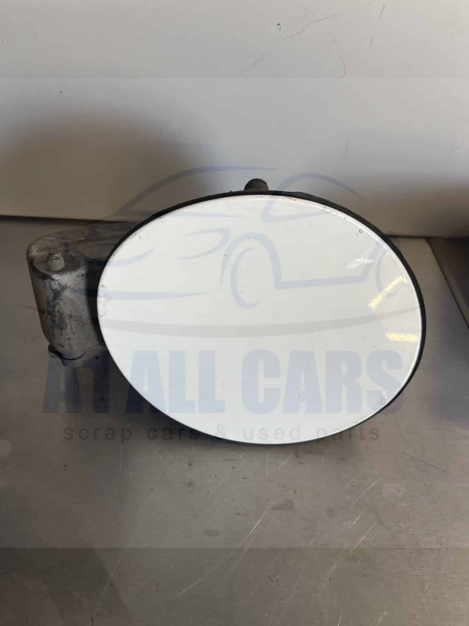 Range Rover Evoque 2011-2018 Fuel Filler Flap – White