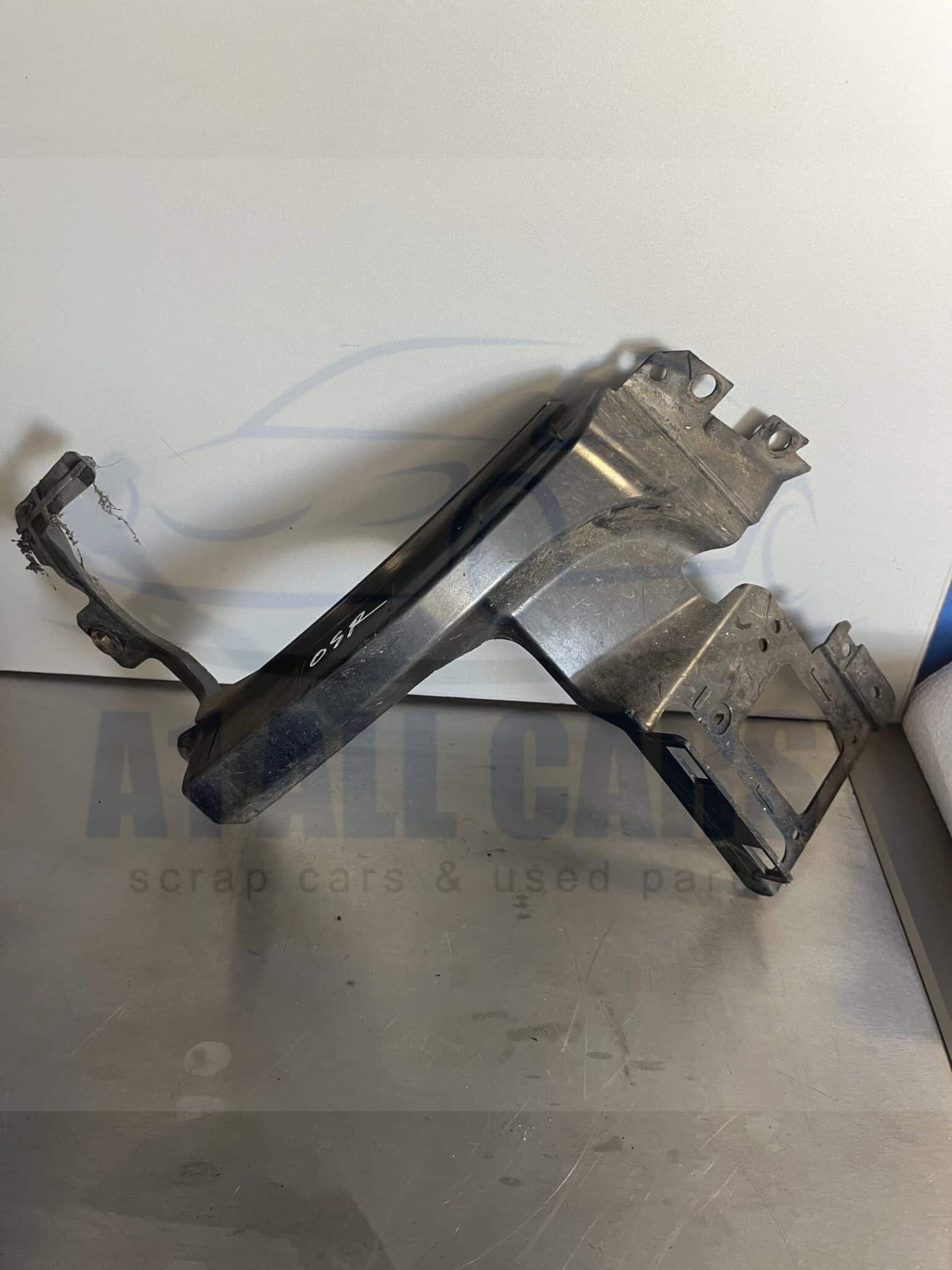 Range Rover Evoque 2011-2018 5 Door Hatchback Off Side Rear Bumper Bracket – BJ32-17E800-A
