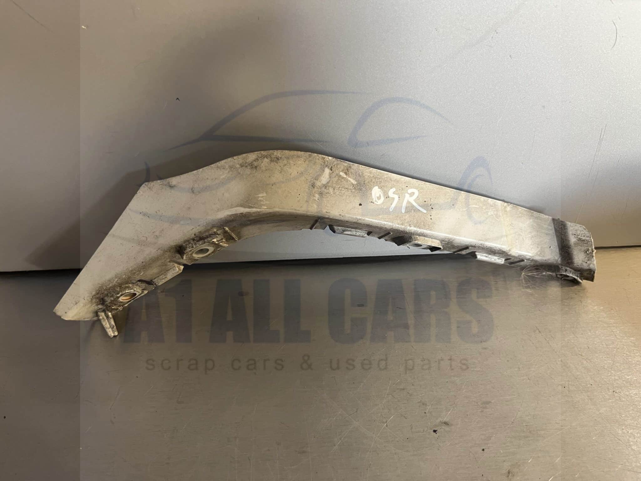 Range Rover Evoque 2011-2018 5 Door Hatchback Off Side Rear Bumper Bracket – BJ32-17A881-AC