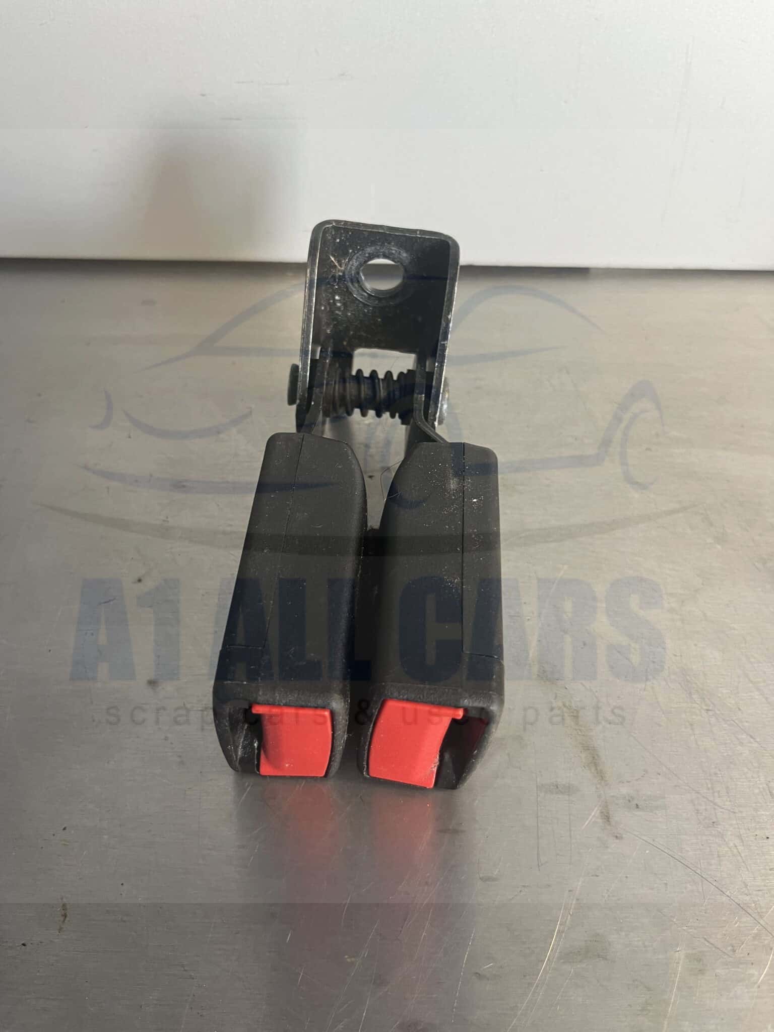 Vauxhall Insignia 2009-2017 5 Door Hatchback Off Side Rear Double Seatbelt Anchor – 13267110