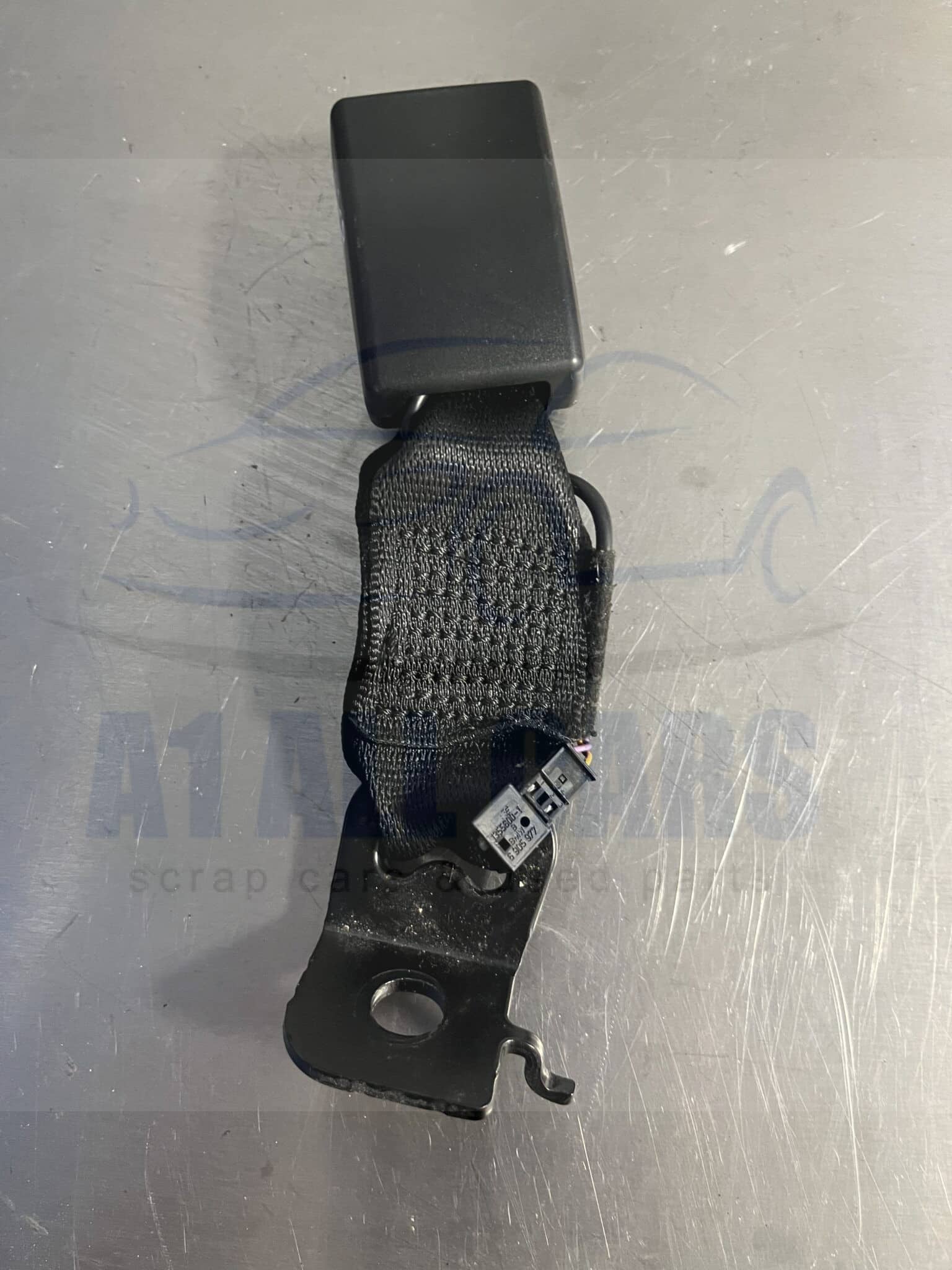 Bmw 1 Series 2011-2015 5 Door Hatchback Near Side Rear Seatbelt Anchor – 7266352