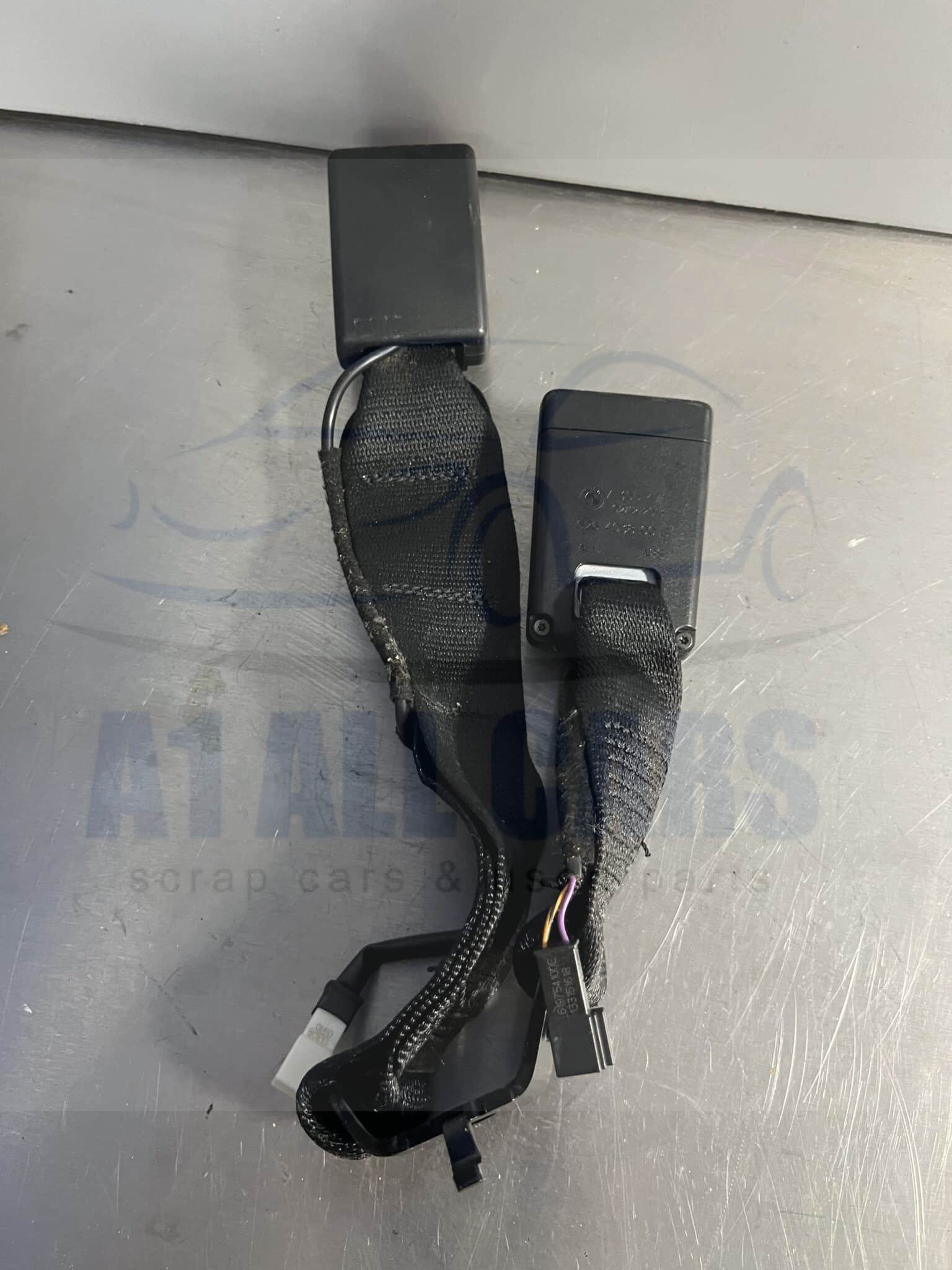 Bmw 1 Series 2011-2015 5 Door Hatchback Off Side Rear Double Seatbelt Anchor – 7355471