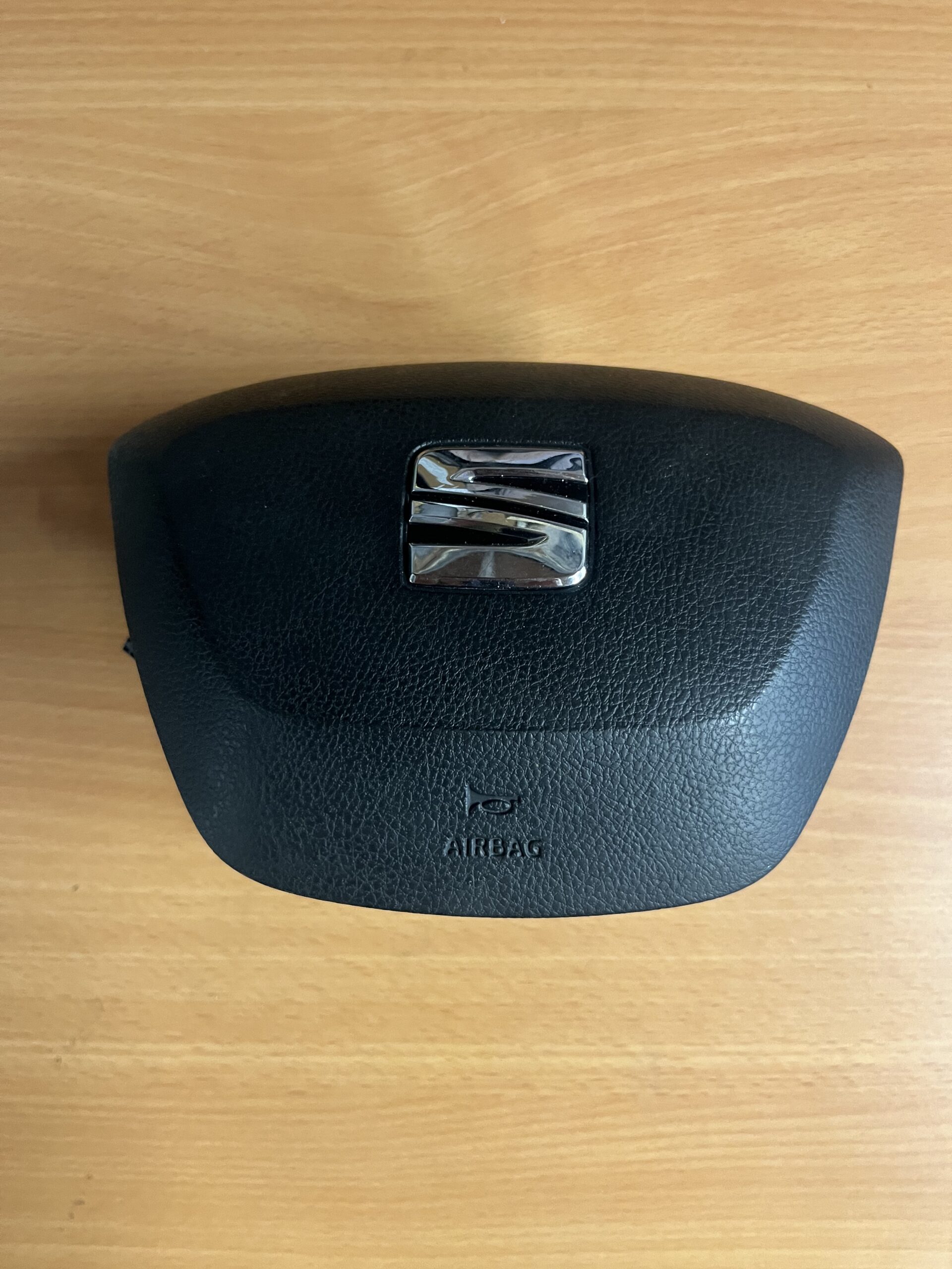 Seat Leon 2012-2016 Off Side Airbag – 5F0880201C
