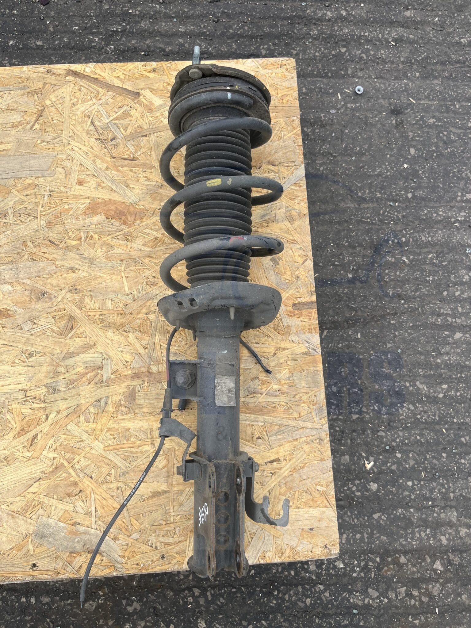Hyundai i20 2020-2025 1.0 Petrol Off Side Front Shock Absorber – 54651-Q0AA0
