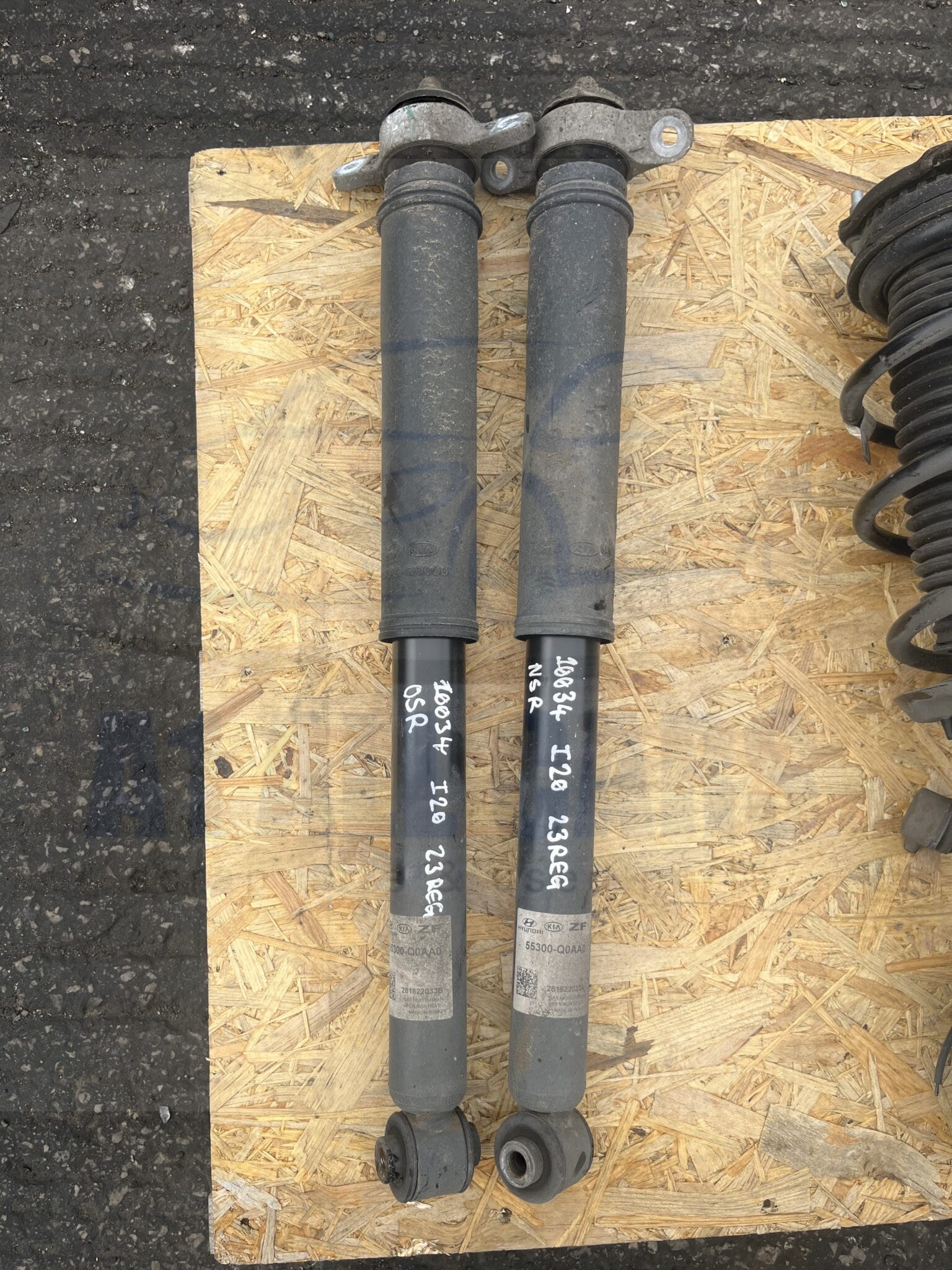 Hyundai i20 2020-2025 Hatchback Rear Shock Absorbers – PAIR – 55300-Q0AA0