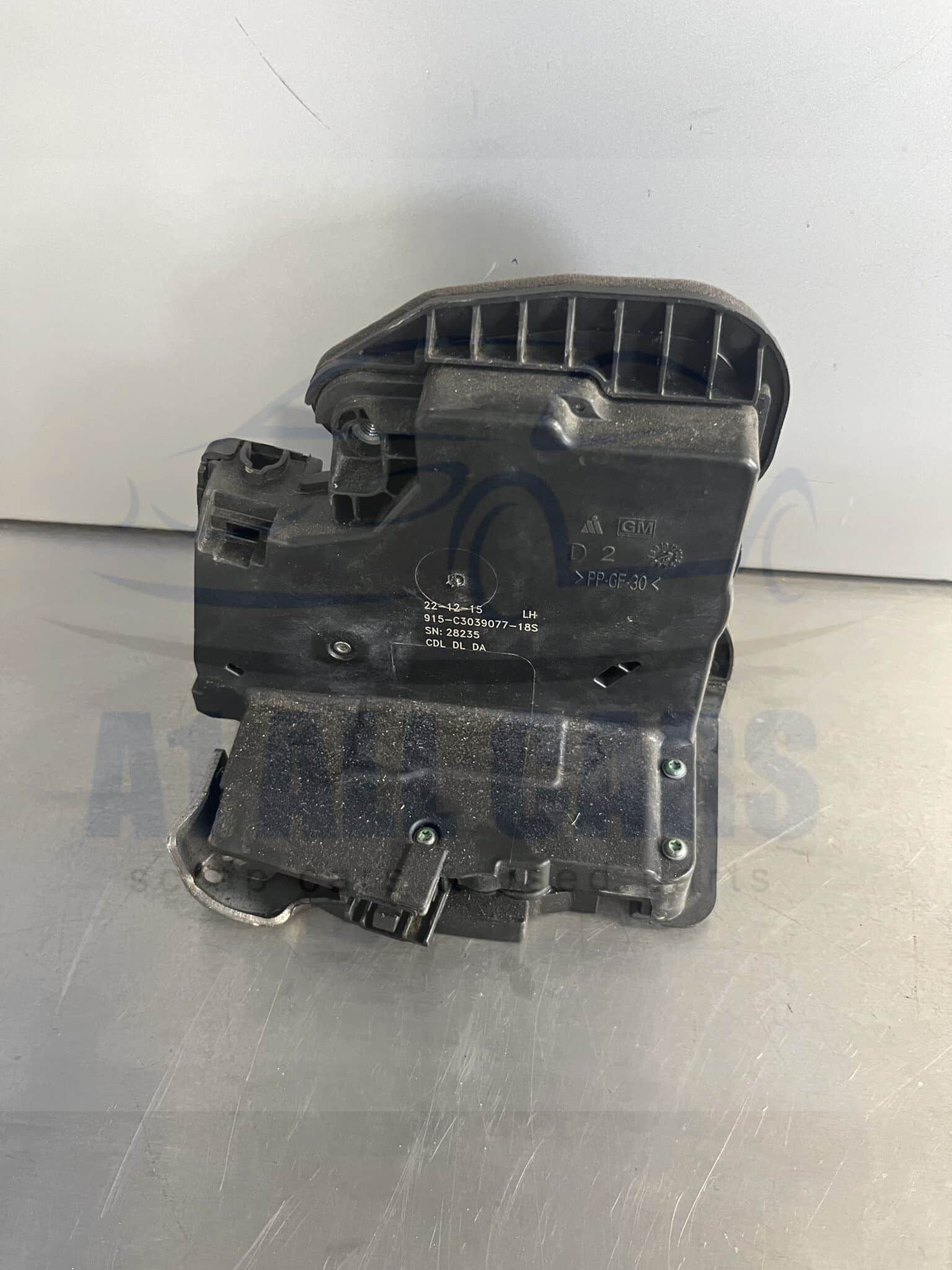 Vauxhall Astra 2015-2021 5 Door Hatchback Off Side Rear Door Locking Mechanism – 915-C3039077-18S