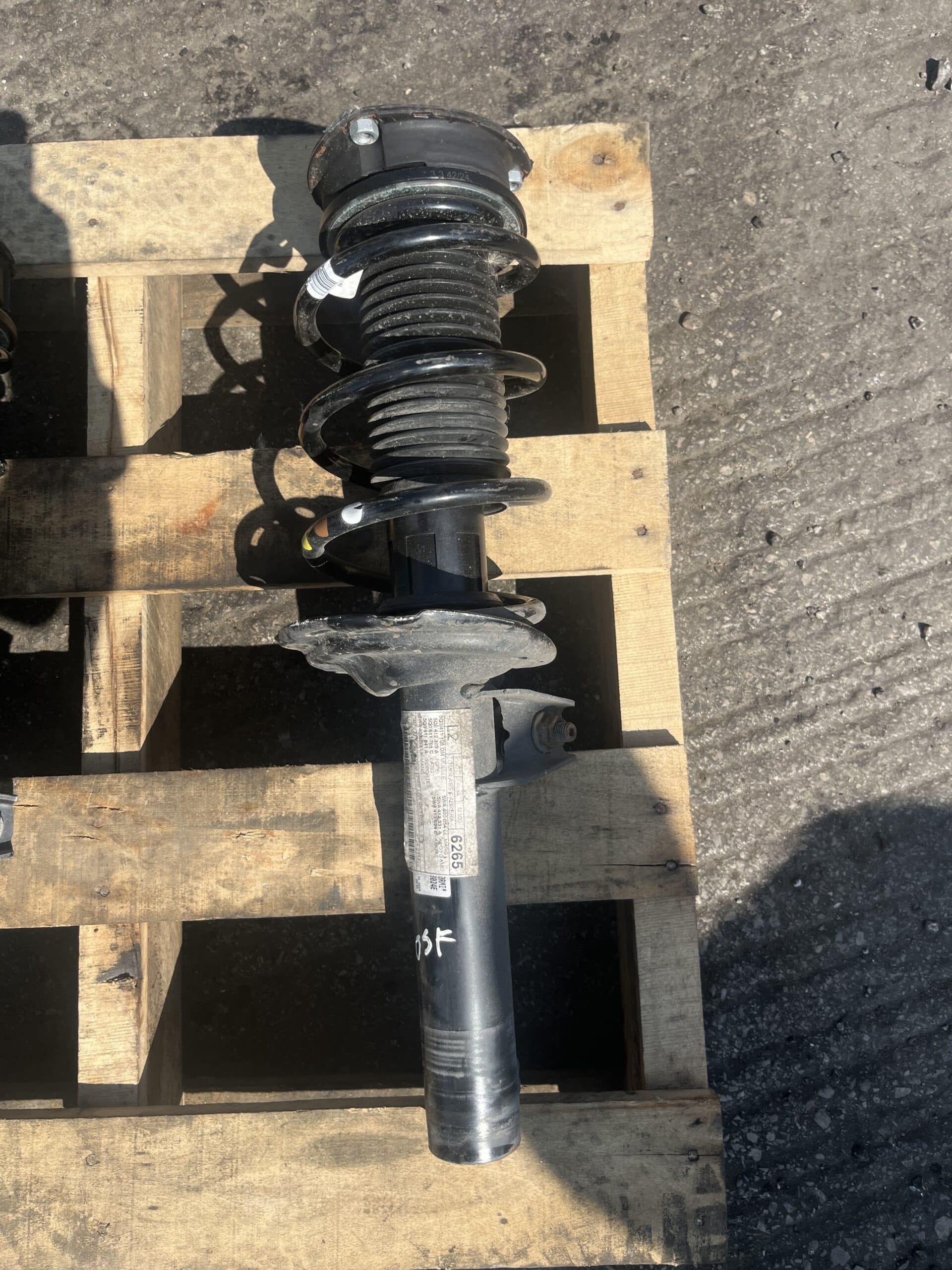 Cupra Formentor 2020-2025 1.5 Petrol Hybrid Front Shock Absorber – 5Q0411105DM / 5WA400054LL ( Fits Both Sides )