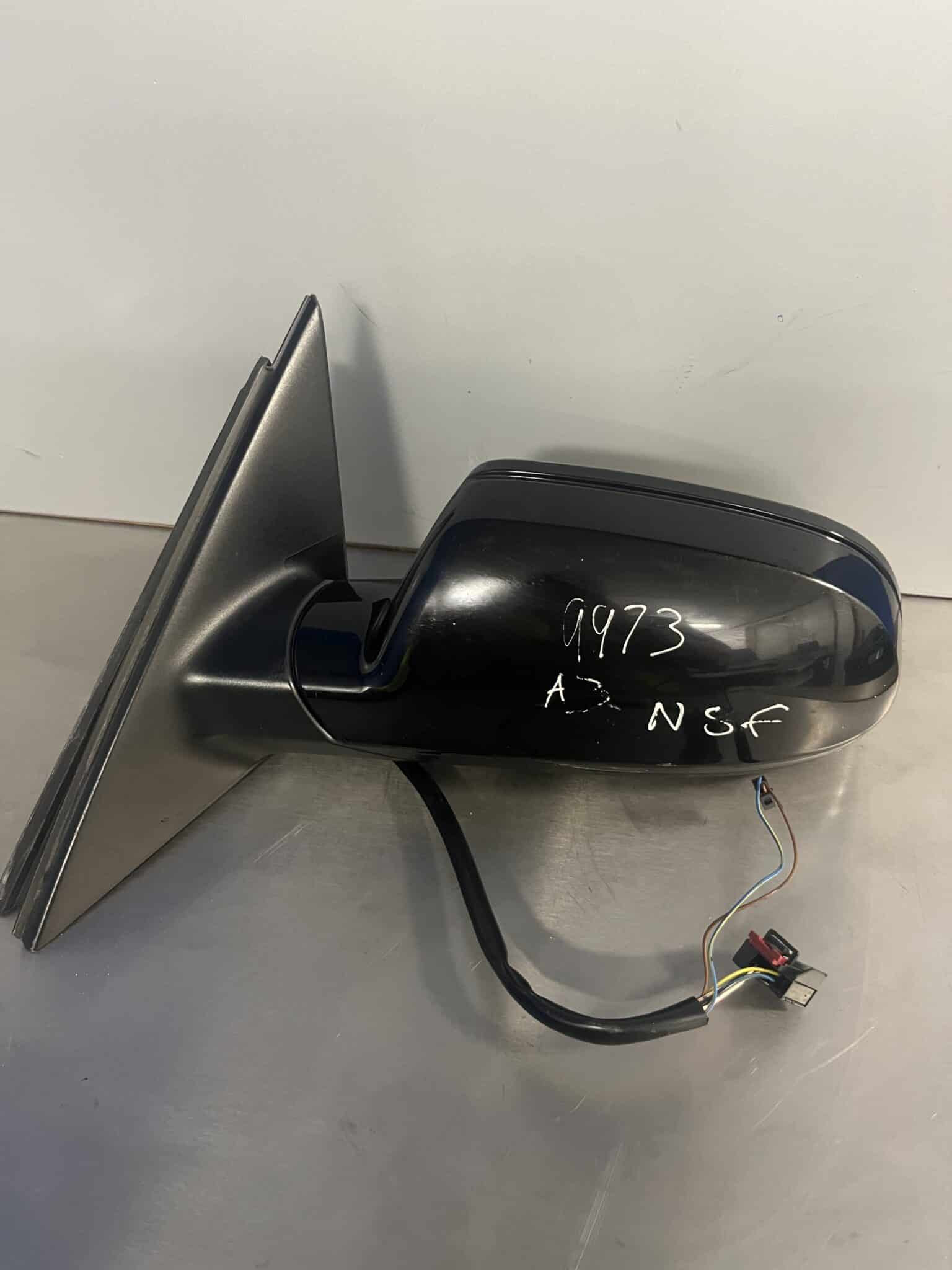 Audi A4 2008-2012 Saloon / Estate Near Side Electric Door Mirror – Black LY9B Colour Code