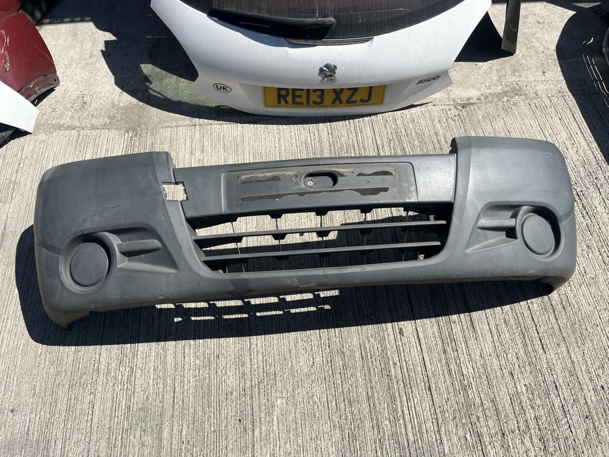 Vauxhall Vivaro 2006-2014 Van Front Bumper – Black Plastic