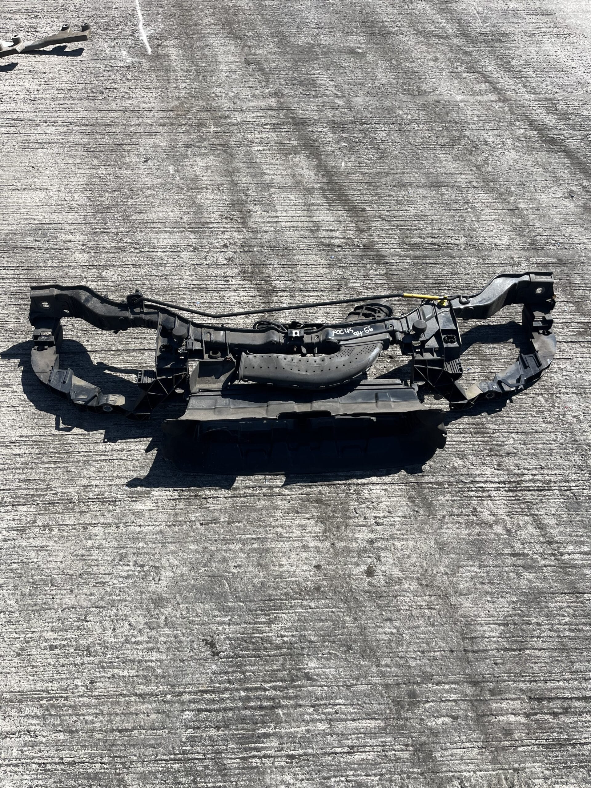 Ford Focus 2015-2018 Front Upper Panel – See Picture to Match ( Colours May Vary )