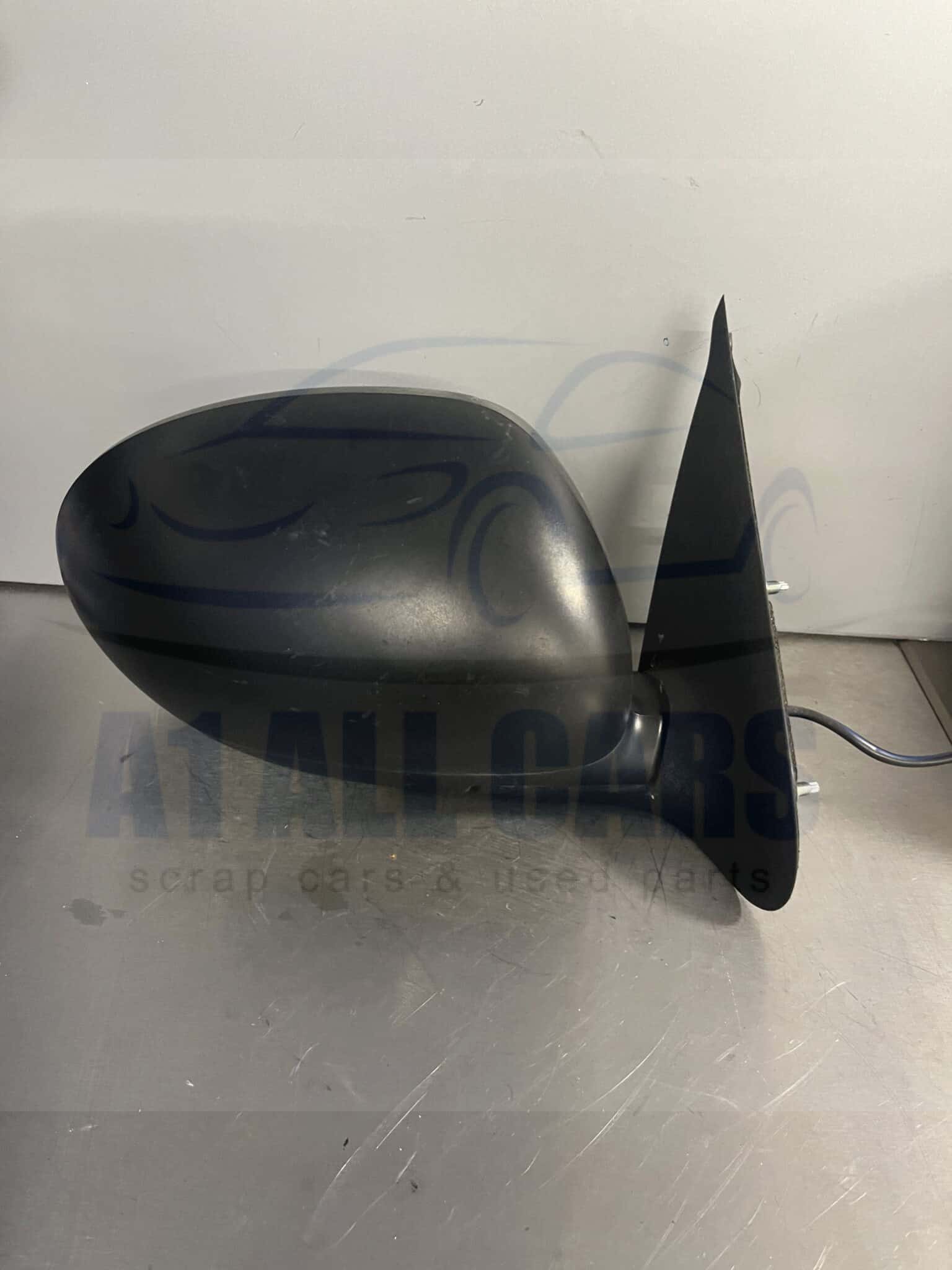 Nissan Juke 2010-2014 Hatchback Off Side Electric Door Mirror – Black Plastic