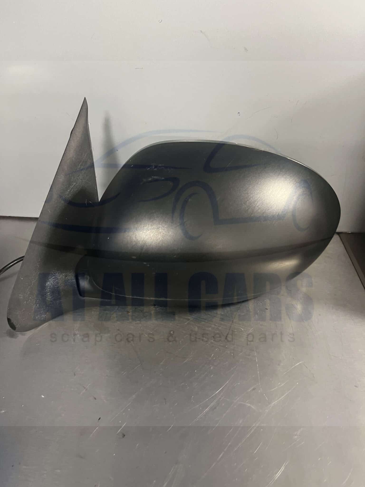 Nissan Juke 2010-2014 Hatchback Near Side Electric Door Mirror – Black Plastic