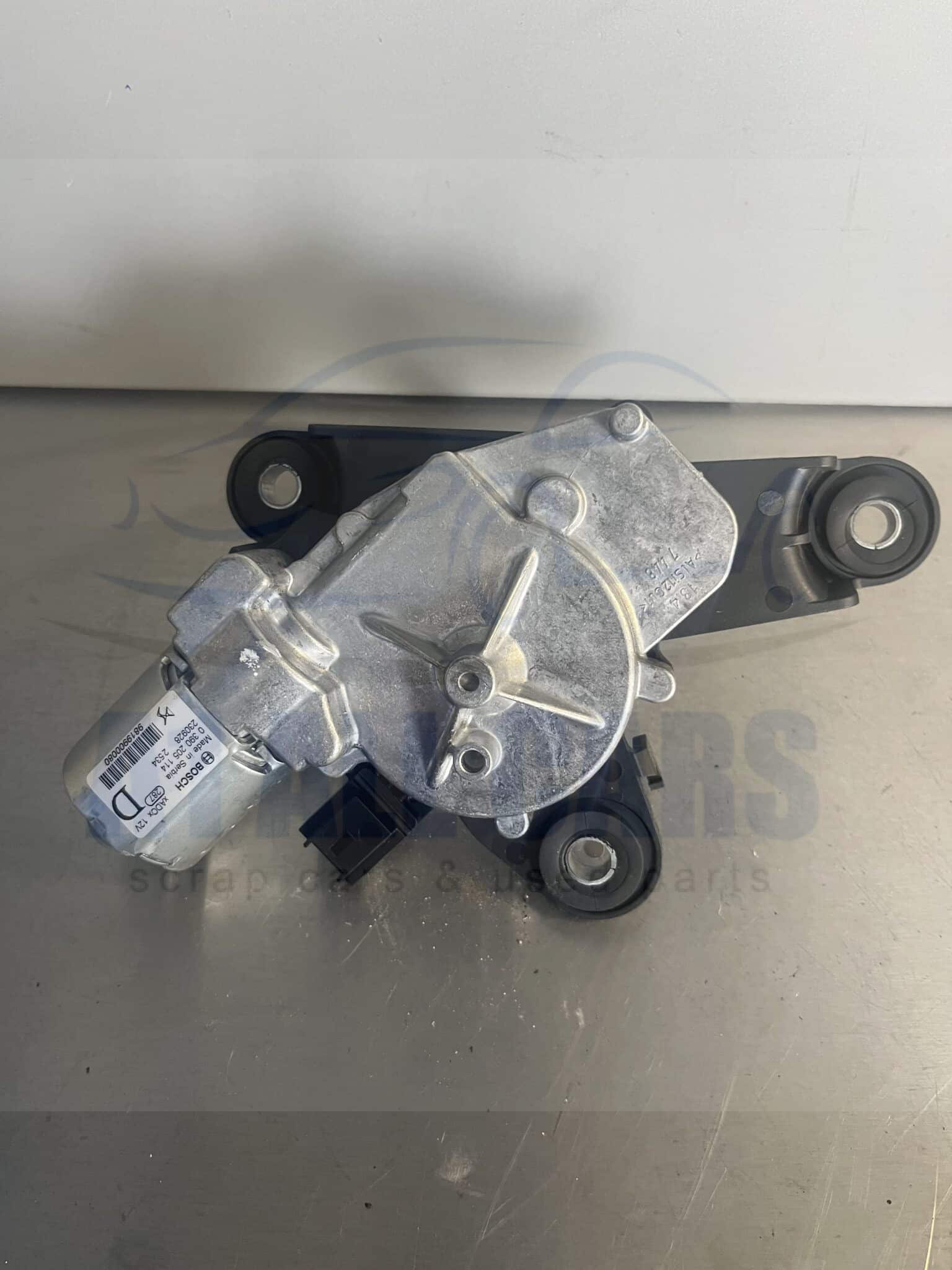 Vauxhall Corsa 2019-2024 / Mokka 2020-2025 / Peugeot 2008 2019-2026 Hatchback Rear Wiper Motor – 9819900080 / 0390205114