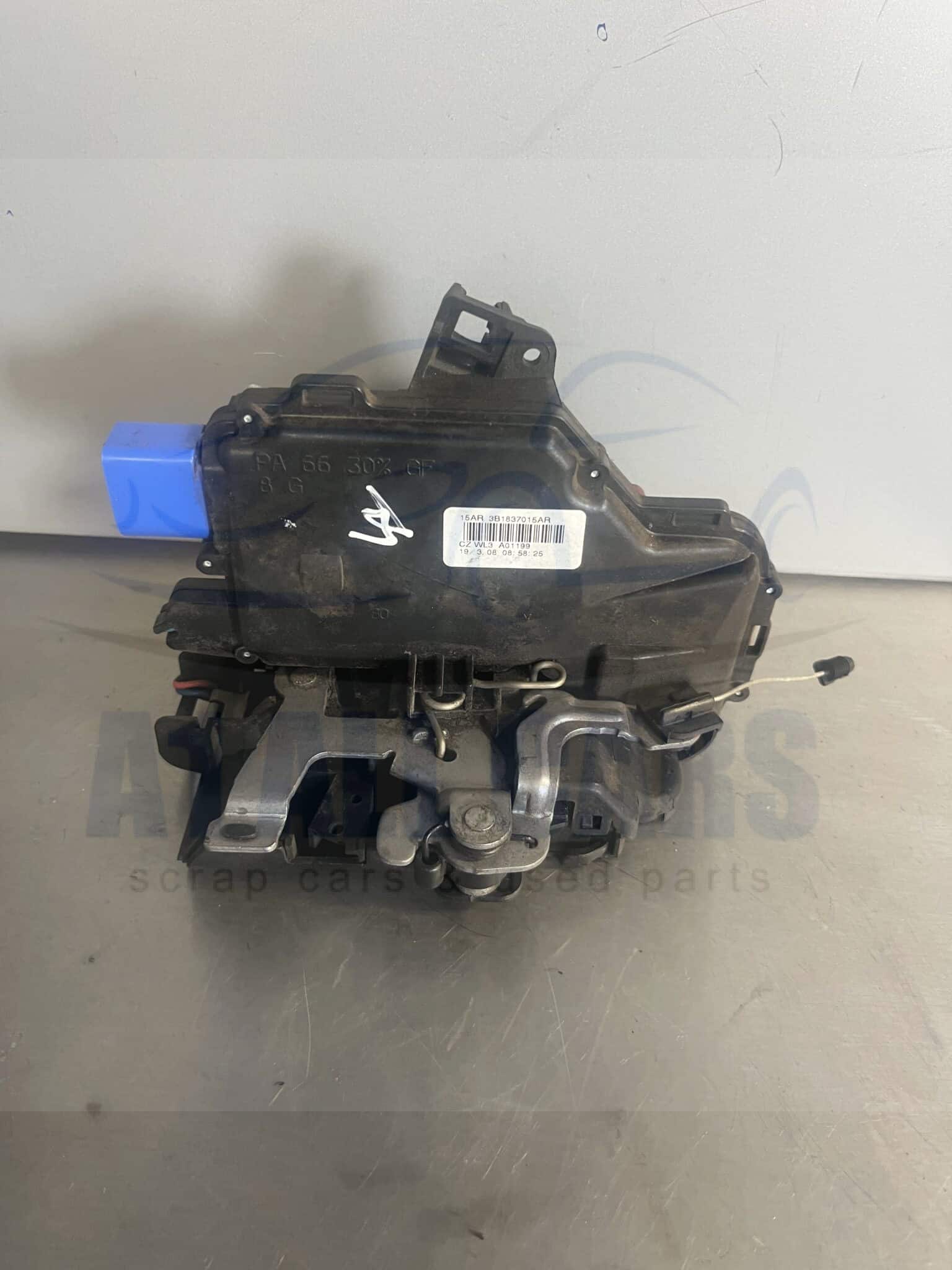 Skoda Fabia 2007-2014 5 Door Hatchback / Estate Near Side Front Door Locking Mechanism – 3B1837015AR
