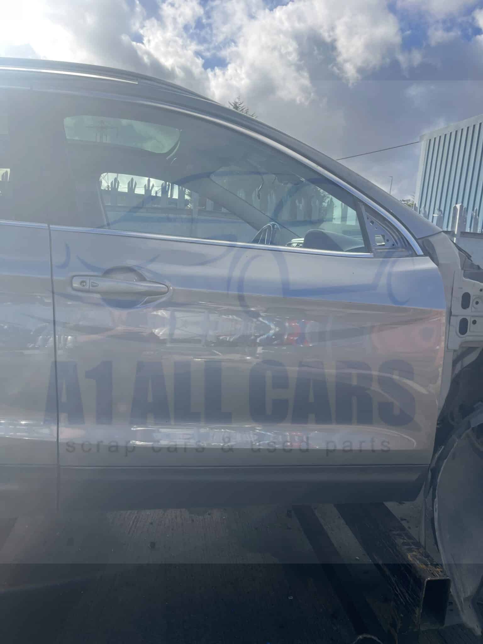 Nissan Qashqai 2013-2019 5 Door Hatchback Off Side Front Door – Grey KAD Colour Code ( Call Office For Delivery Quote )