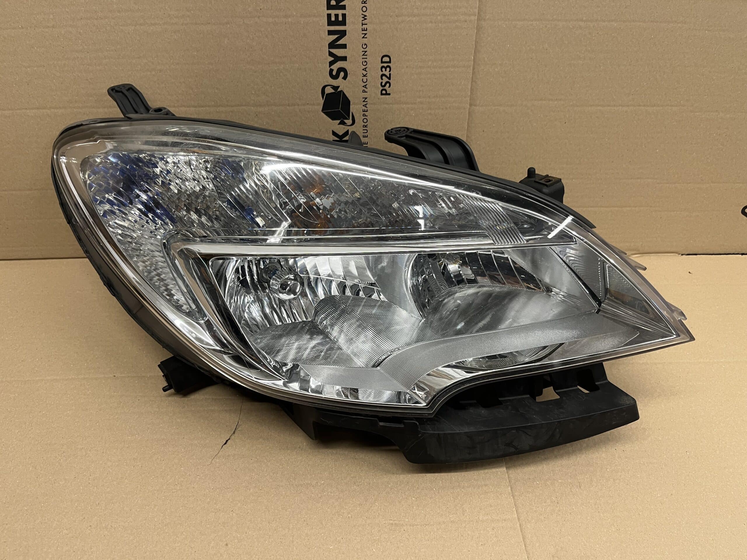 Vauxhall Mokka 2012-2016 Off Side Headlamp – ( Chrome Lense )