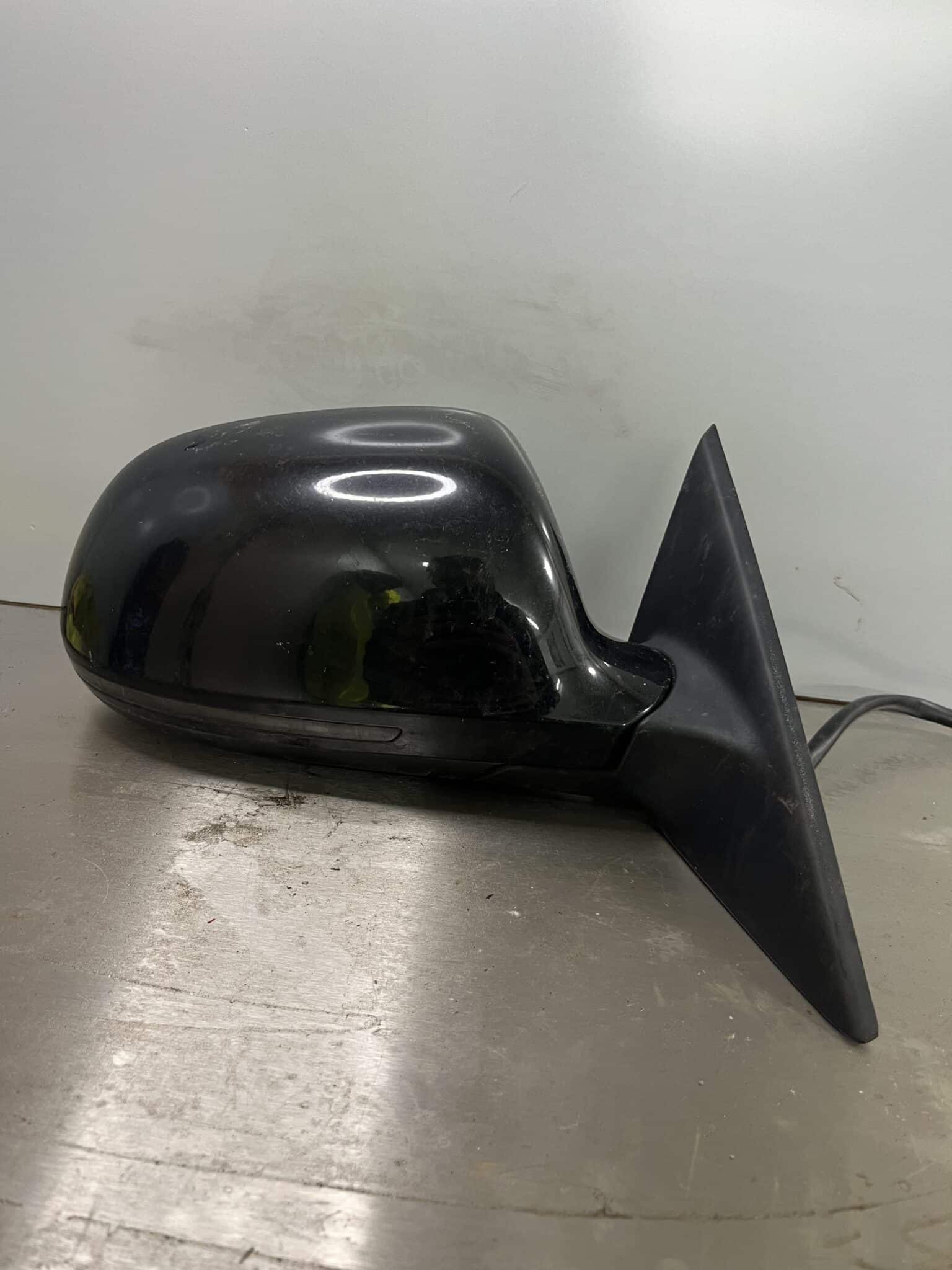 Audi A5 2008-2012 Off Side Electric Door Mirror – Black LZ9Y ( Power Fold )