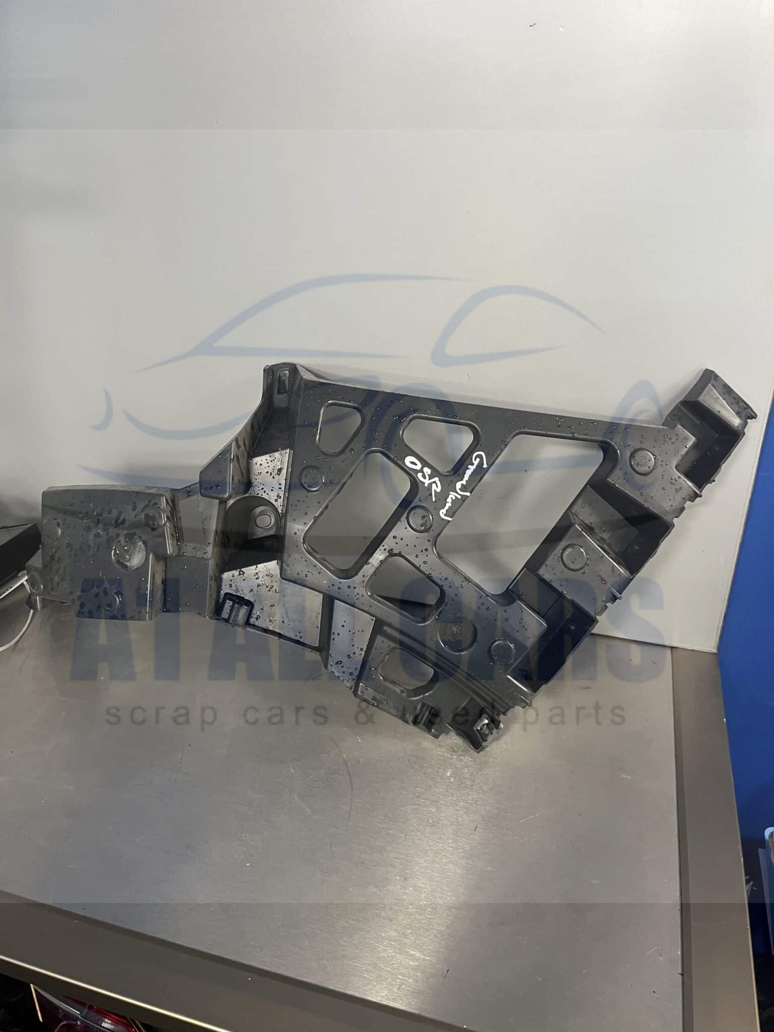 Vauxhall Grandland 2017-2024 5 Door Hatchback Off Side Rear Bumper Bracket – YP00066080
