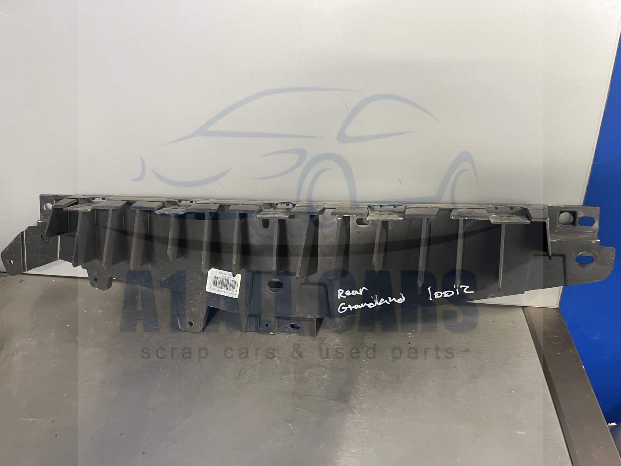 Vauxhall Grandland 2017-2024 Rear Centre Bumper Bracket – YP00035580