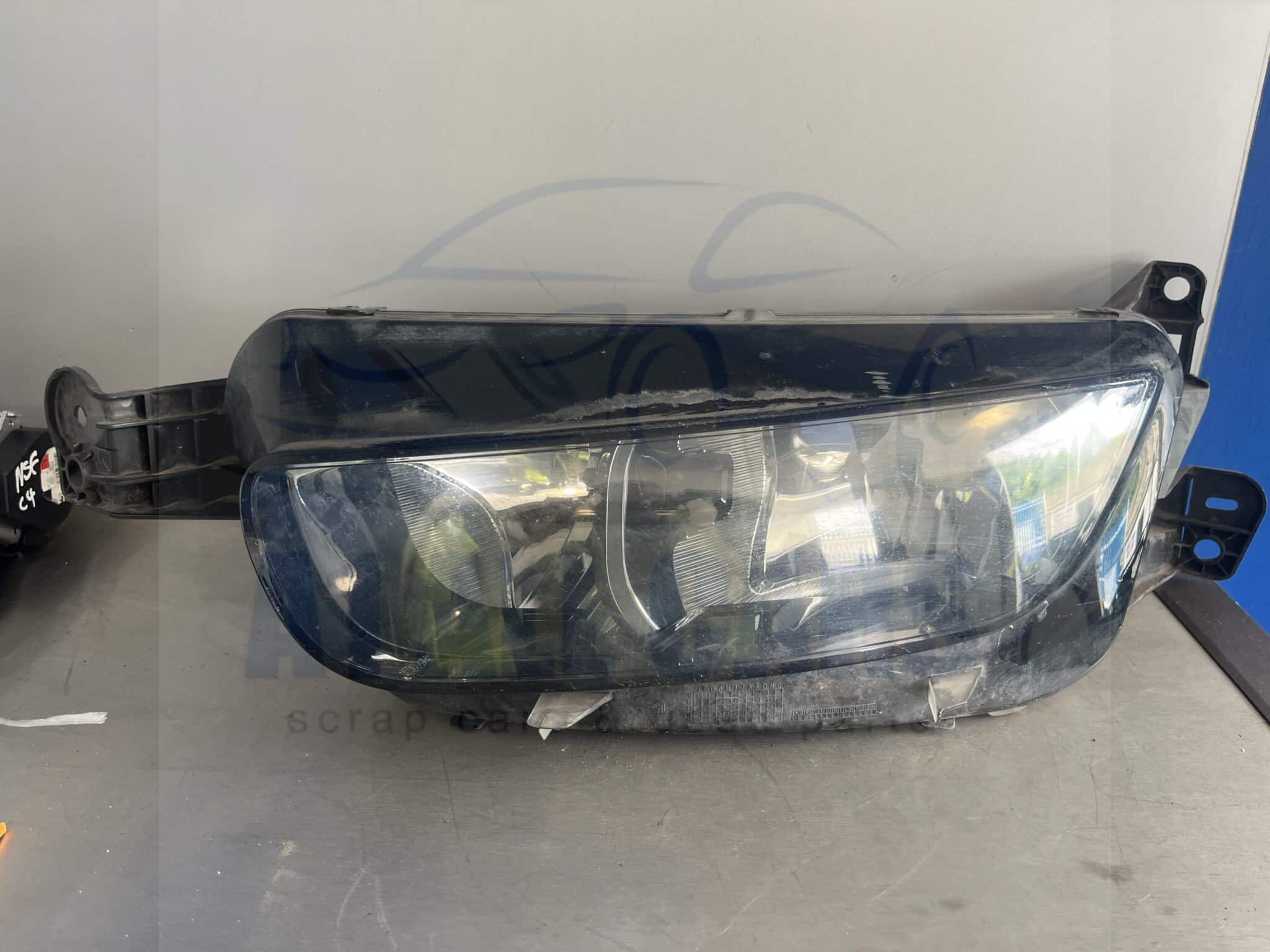 Citroen C4 Picasso 2013-2018 Near Side Headlamp – 9802041580