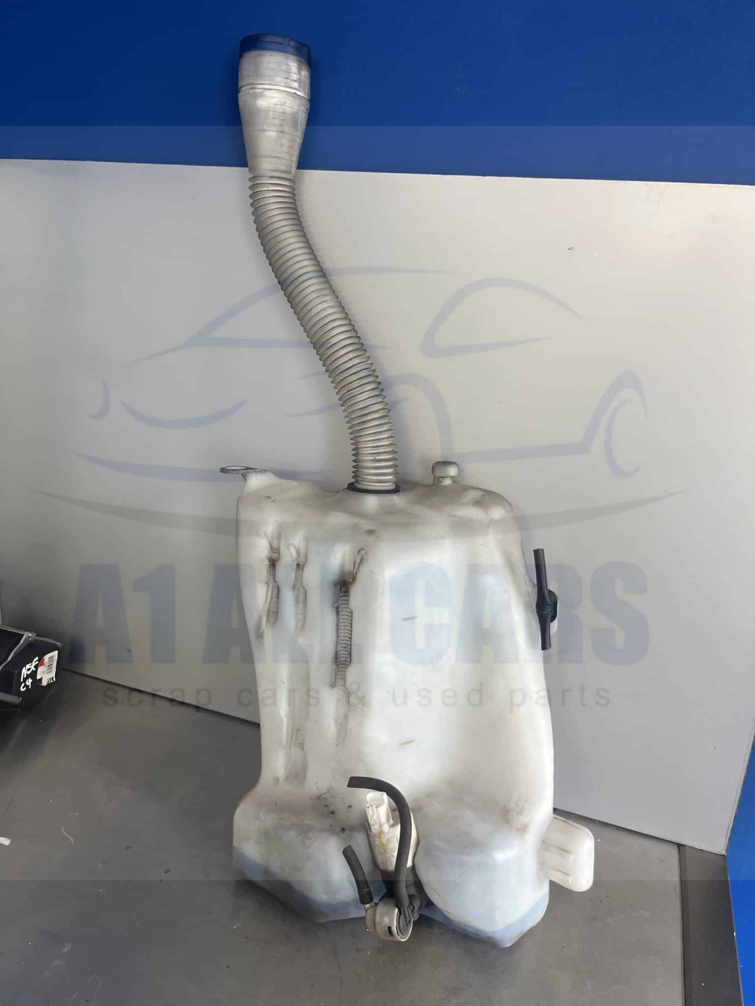 Citroen C4 2010-2015 Windscreen Washer Bottle – 9671317080