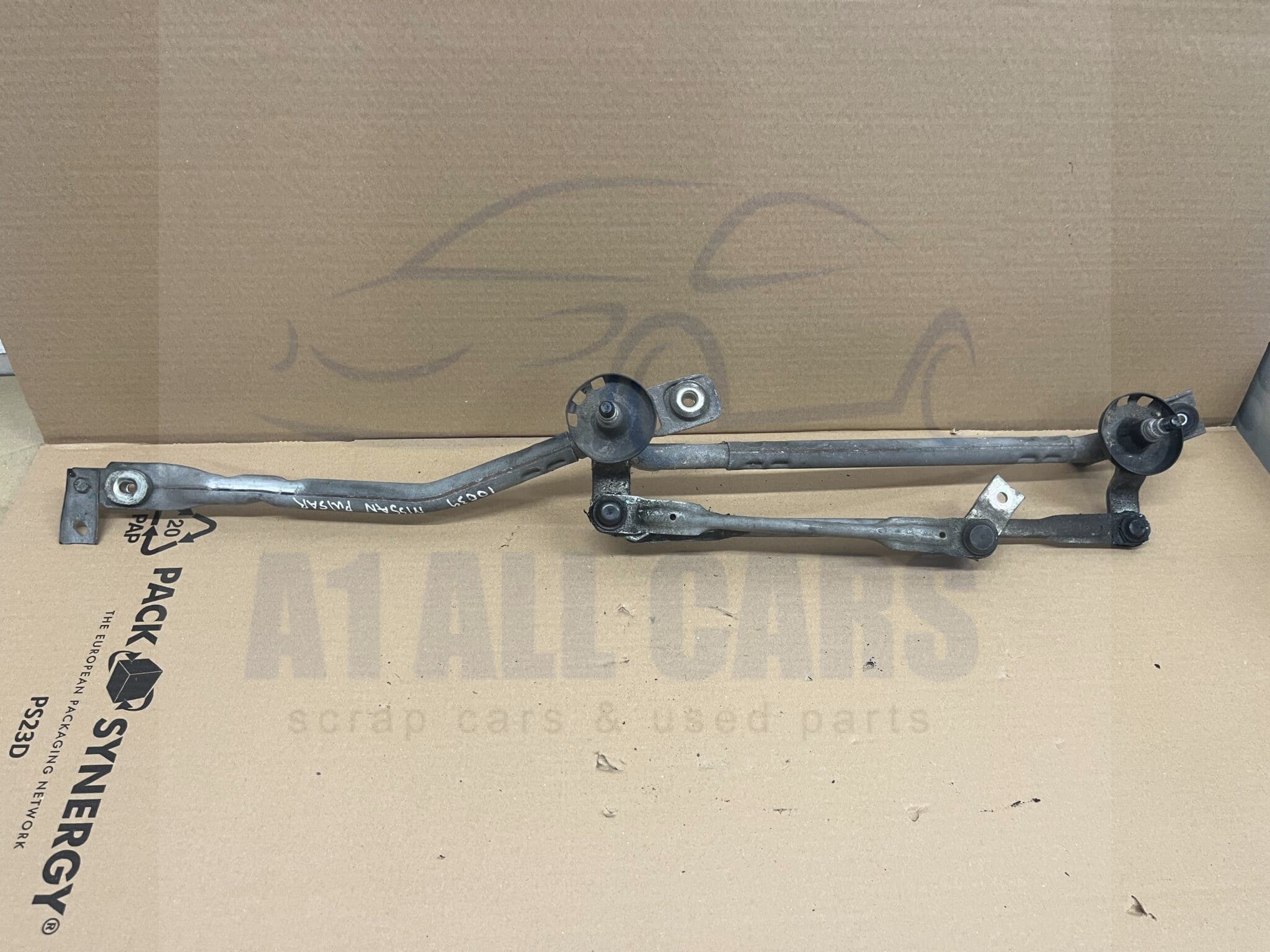Nissan Pulsar 2013-2018 Front Wiper Linkage