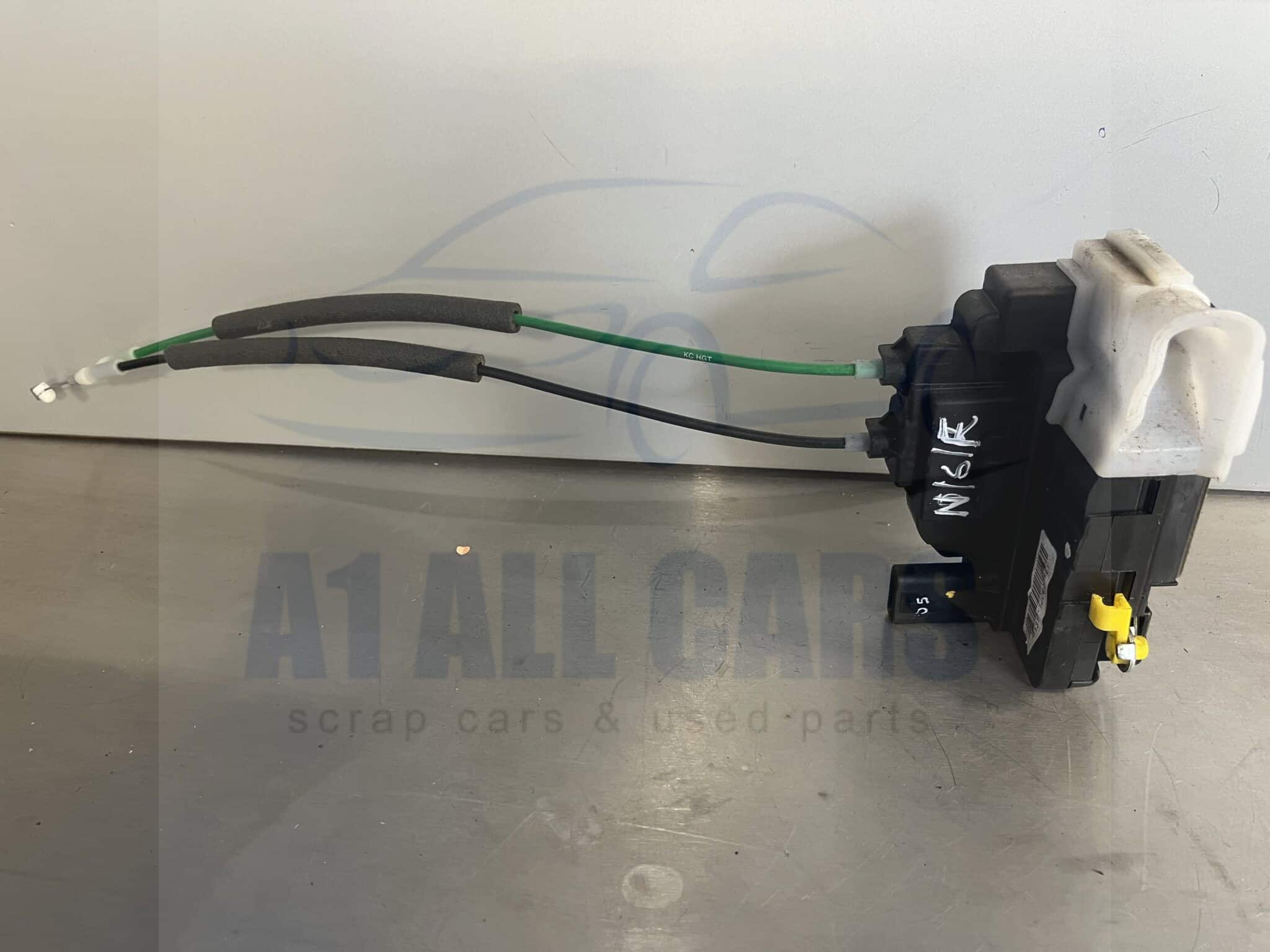 Hyundai i20 2009-2015 5 Door Hatchback Near Side Front Door Locking Mechanism – 81310-1J060