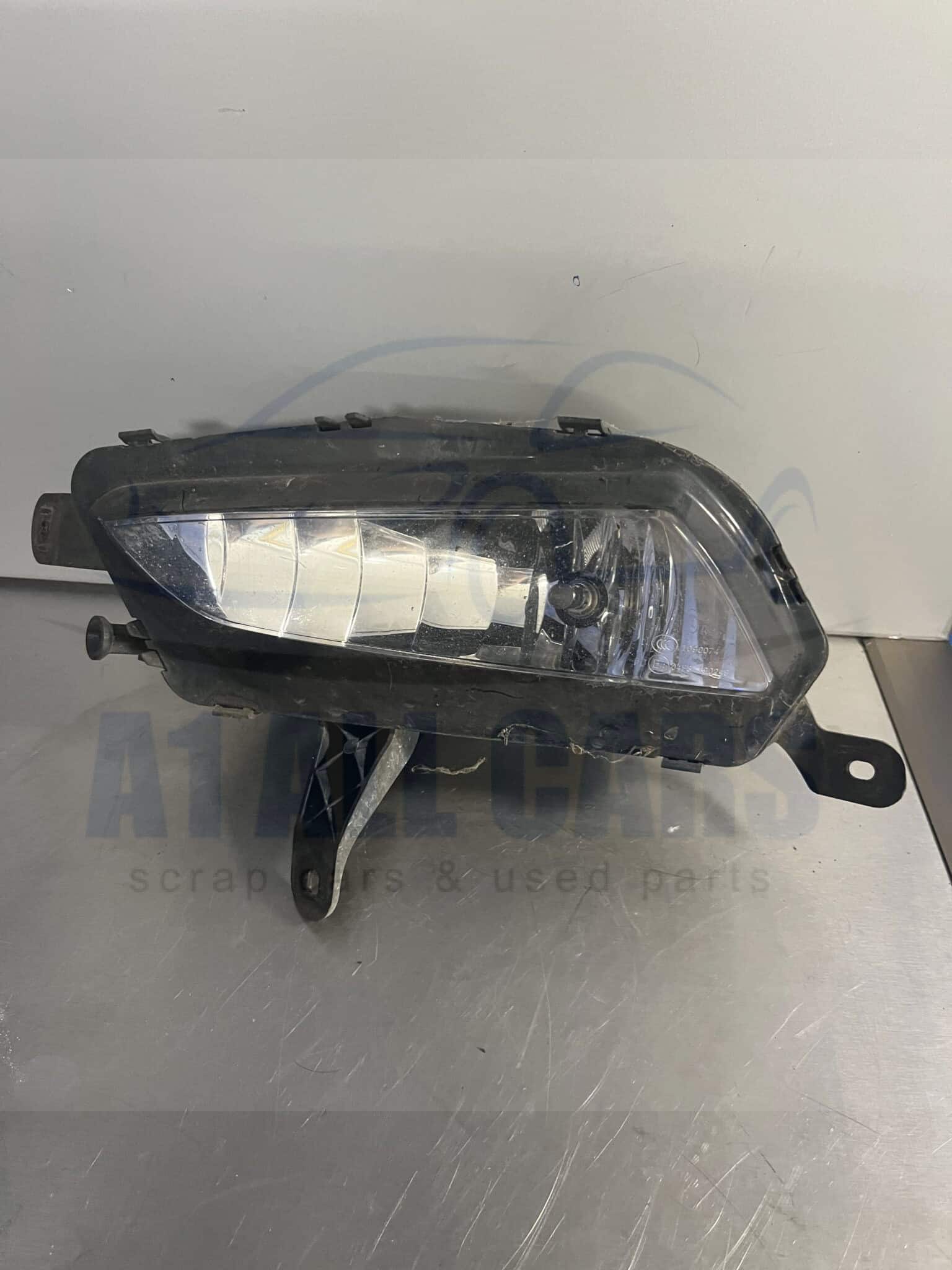 Vauxhall Astra 2015-2019 Near Side Front Fog Lamp – 13401153