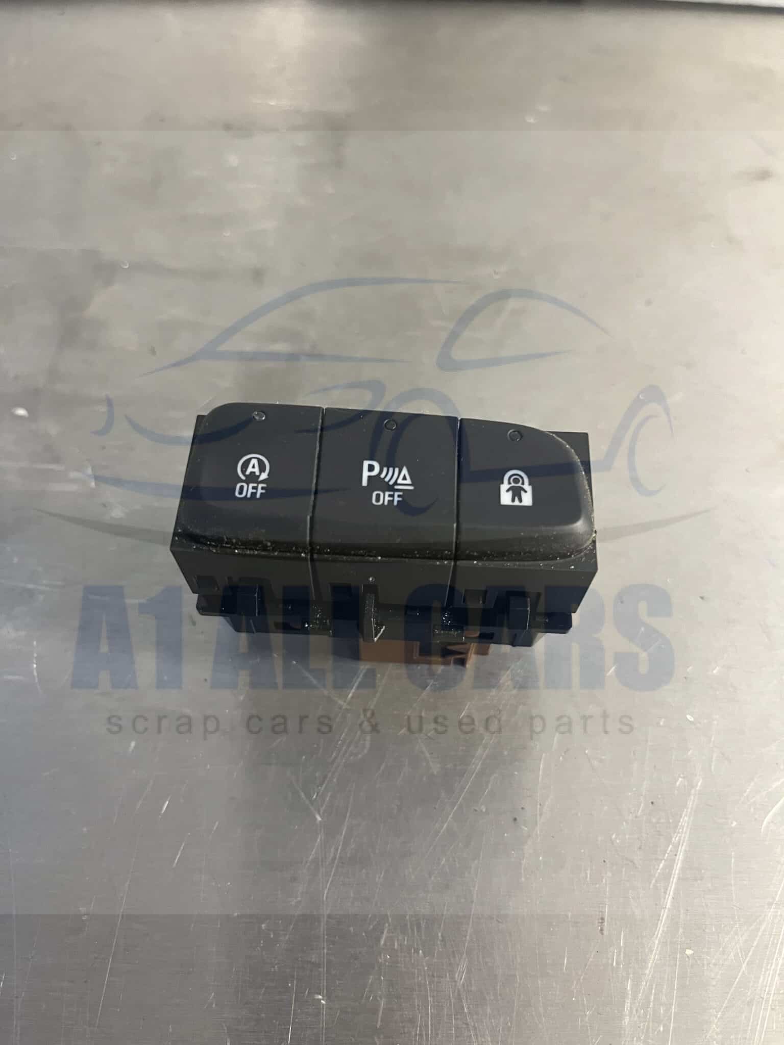 Vauxhall Grandland 2017-2024 Stop Start / Parking Switch – YP00032577