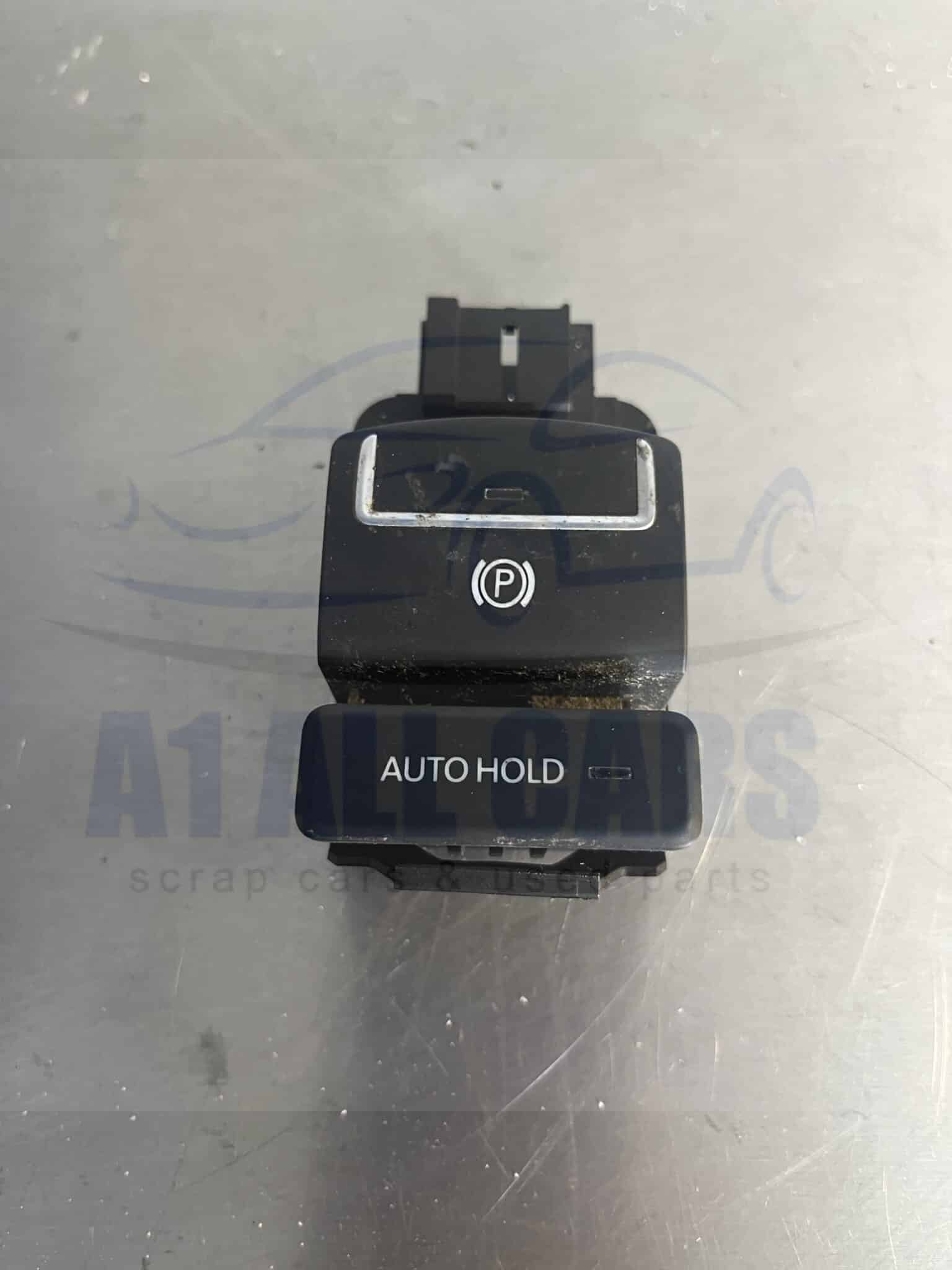 Volkswagen Tiguan 2007-2015 Handbrake / Auto Hold Switch – 16 Pin Plug