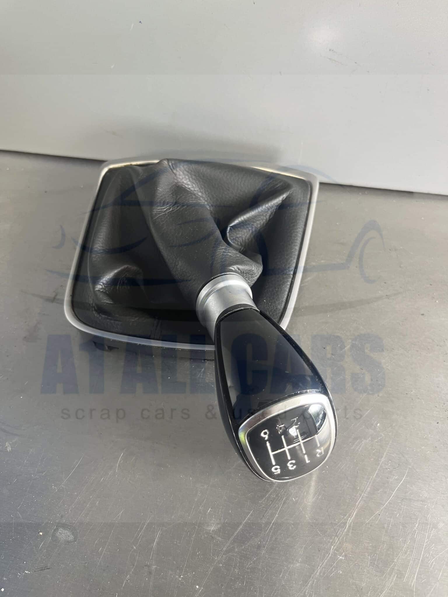 Hyundai i40 2012-2018 6 Speed Manual Gear Knob And Gaiter